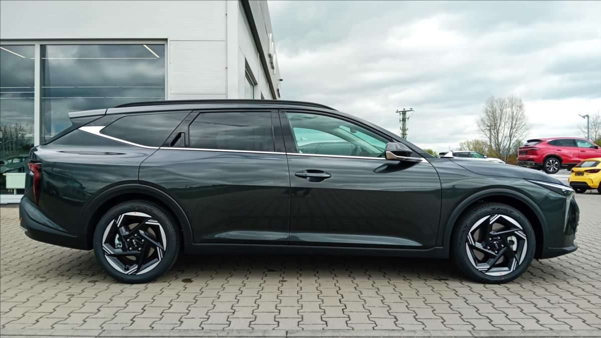 Kia K4, 1,6 SW T-GDi 7DCT TOP - fotka 4
