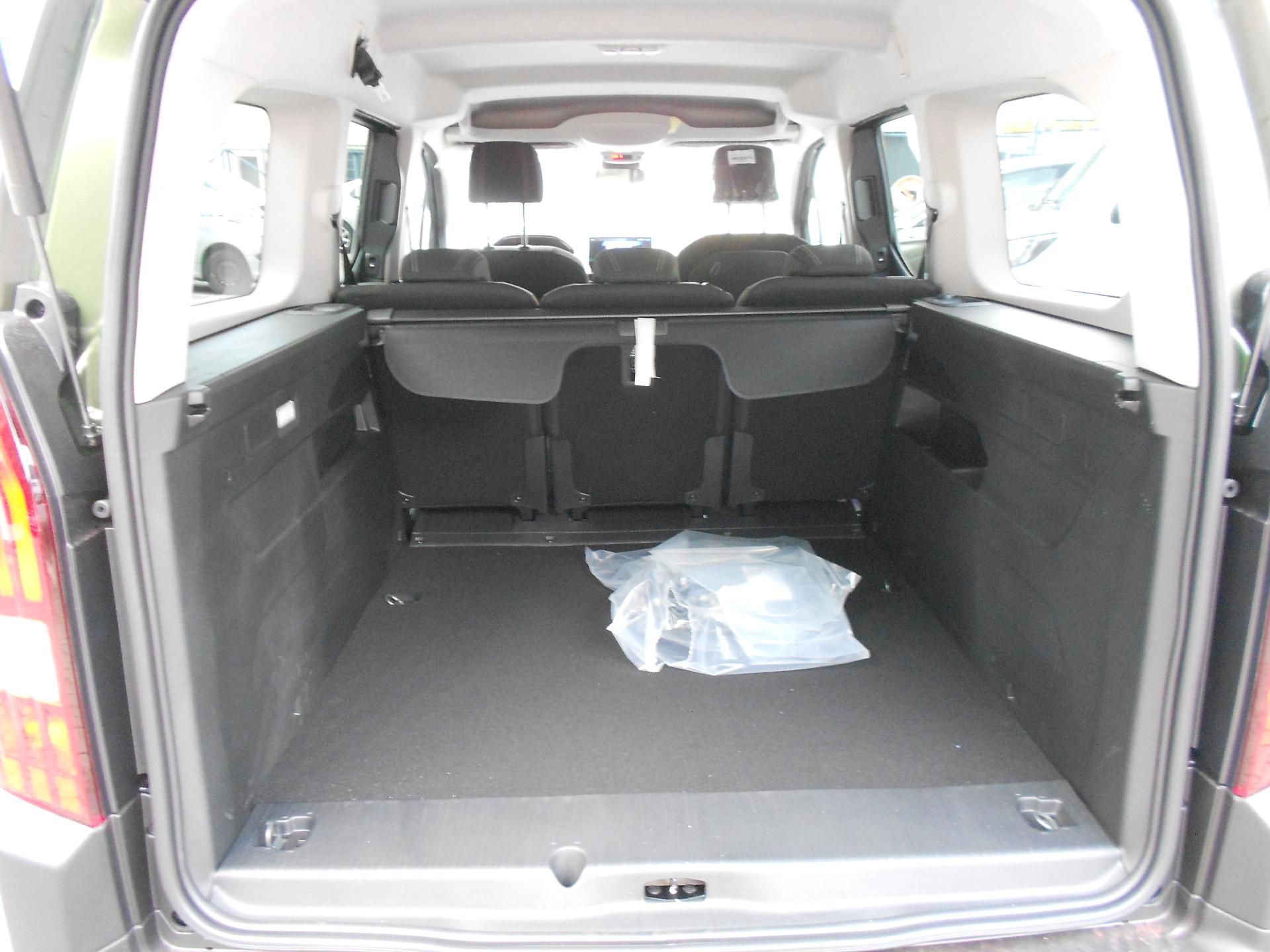 Peugeot Rifter, LONG ALLURE BlueHDi 130 M6 - fotka 6