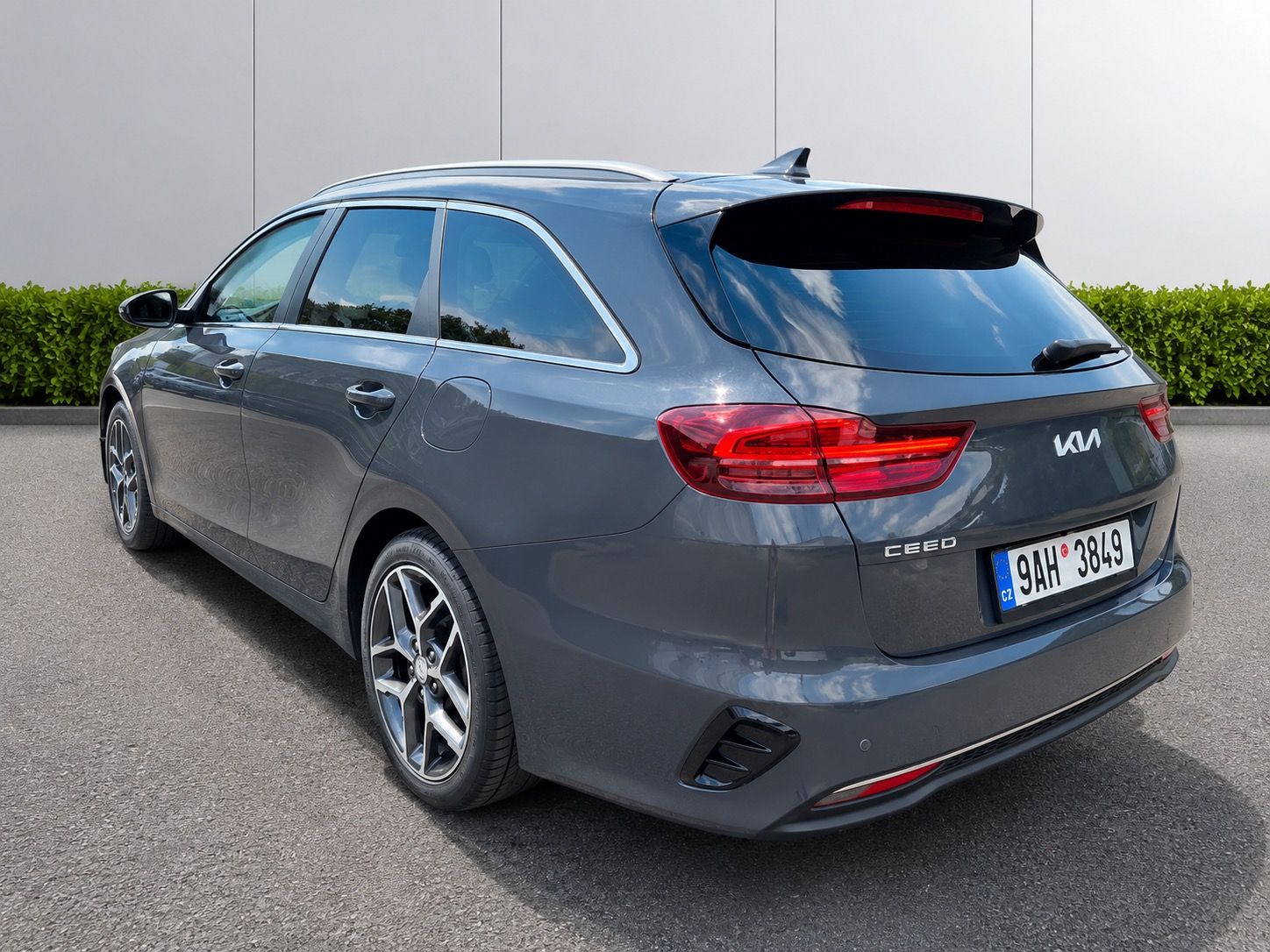 Kia Cee´d, 1.5 T-GDi 118kw DCT TOP ČR 1m - fotka 2