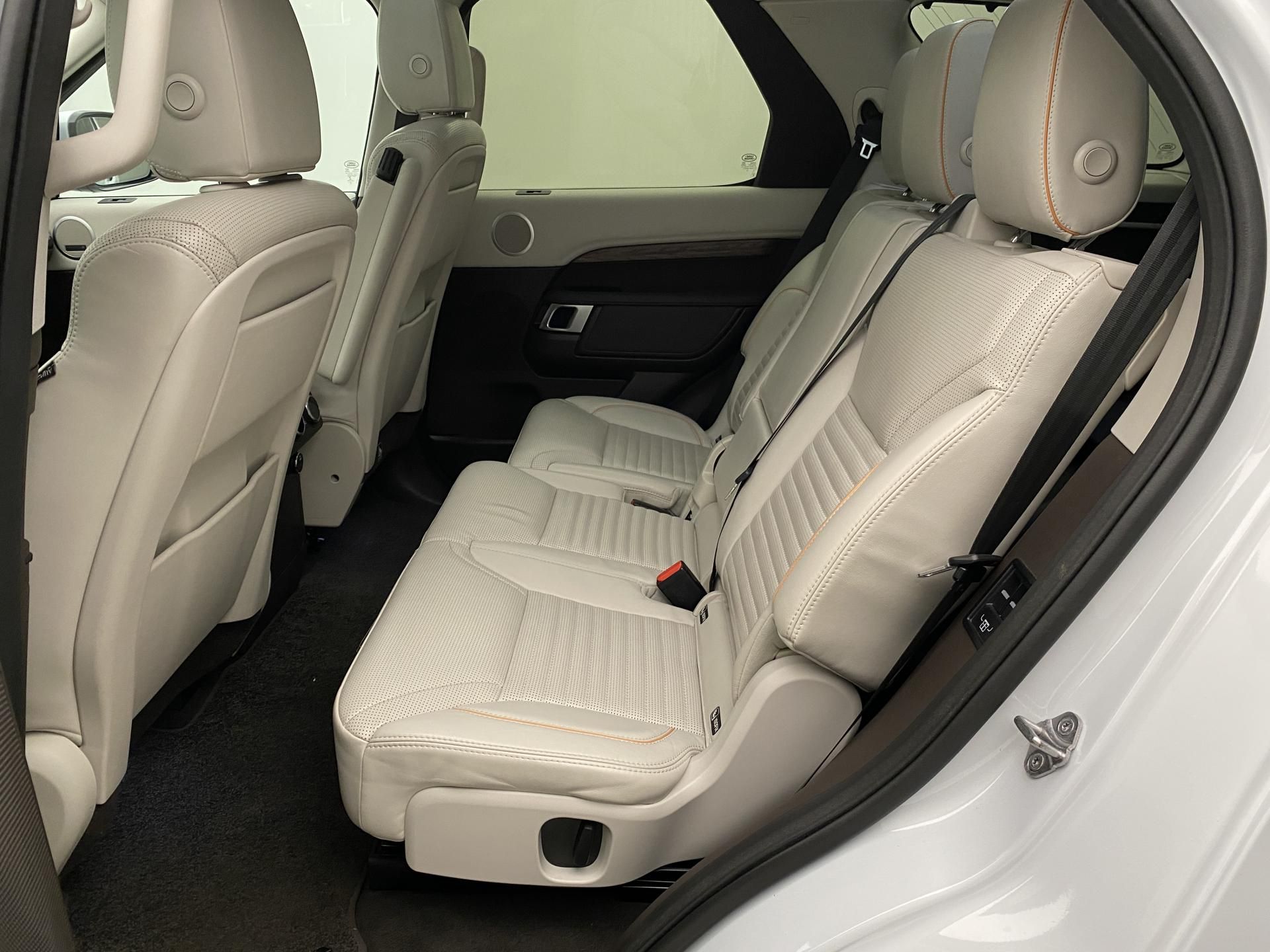 Land Rover Discovery, TD6 HSE AWD AUT 7míst - fotka 5