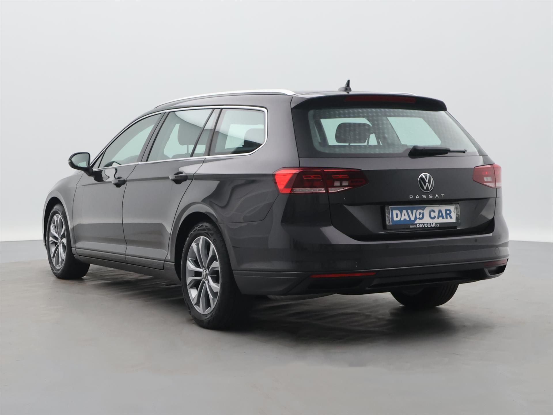 Volkswagen Passat Variant, 1,5 TSI EVO 110kW Klima CZ DPH - fotka 5