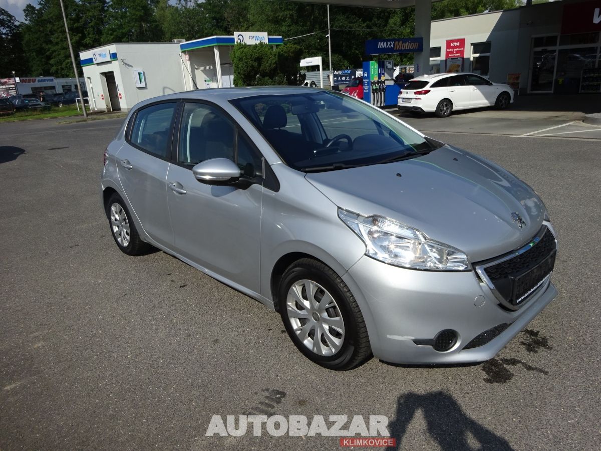 Peugeot 208, 1,2 i, GARANCE KM,nové rozvody - fotka 3