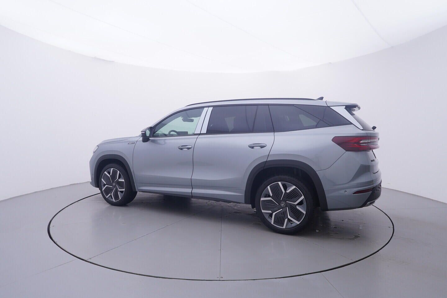 Škoda Kodiaq, Sportline 2,0 TDI 4x4 142 kW - fotka 3