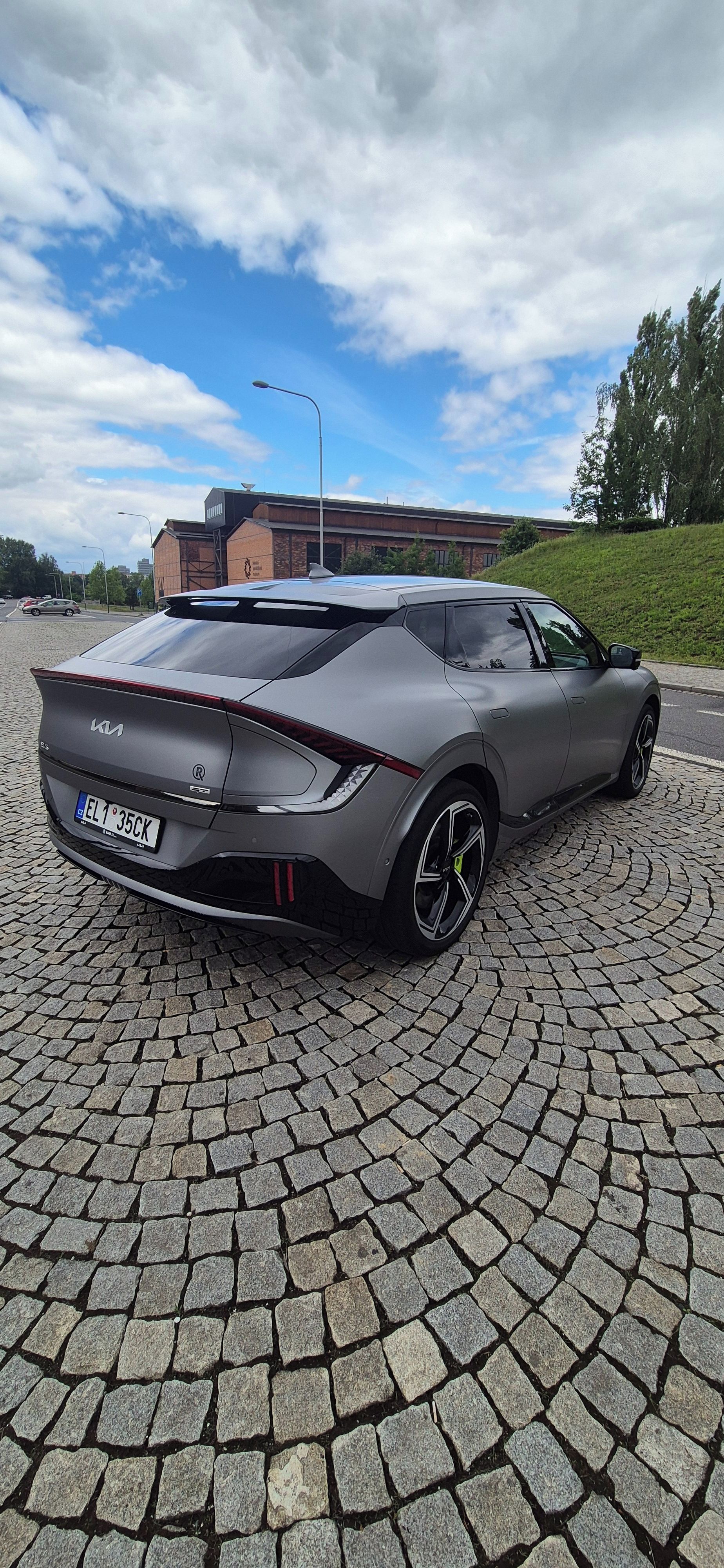 Kia EV6, GT, 430KW, 1.majitel , Top ! - fotka 4