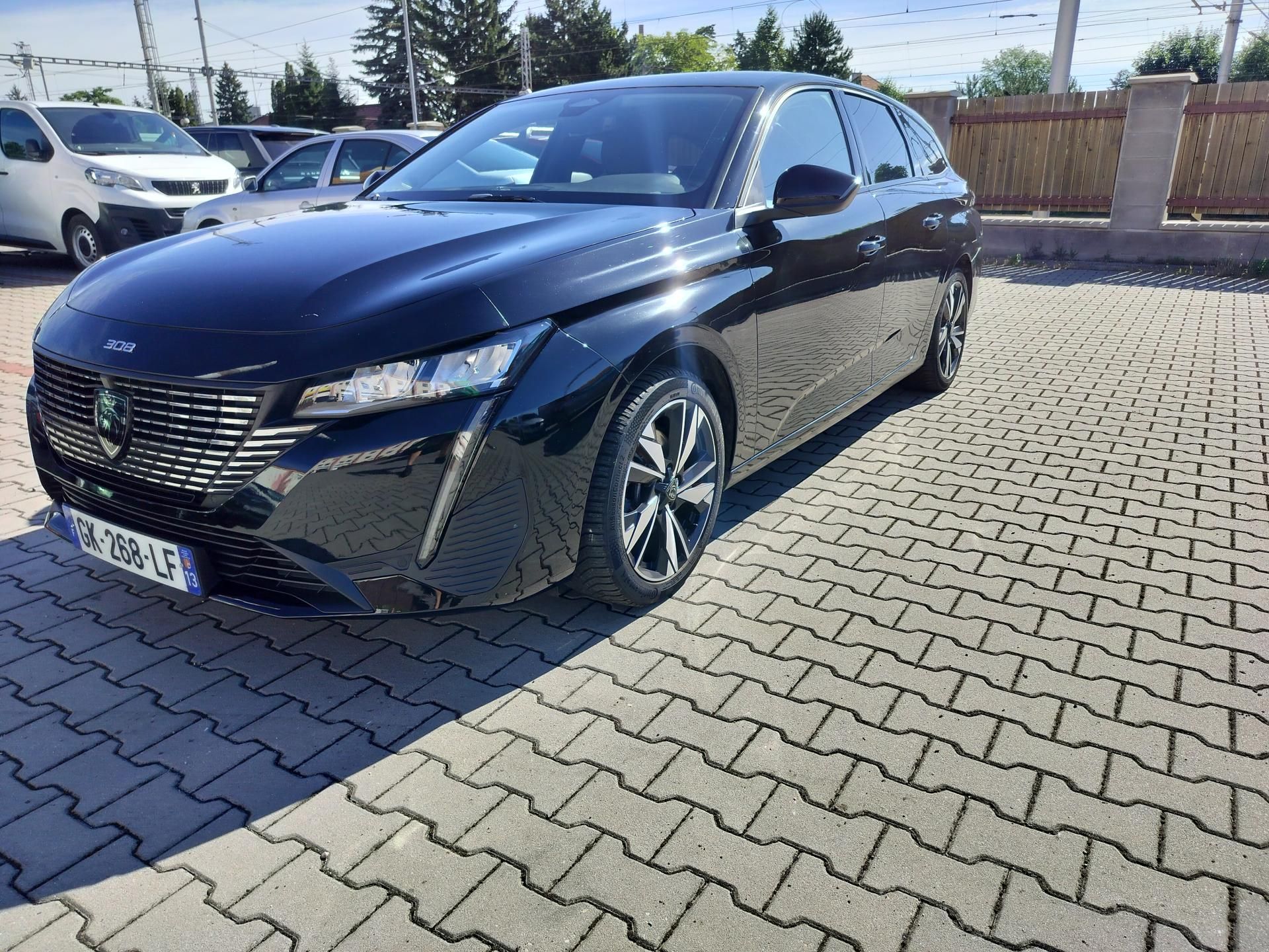 Peugeot 308, SW 130 S&S ALLURE, tažné zař. - fotka 3