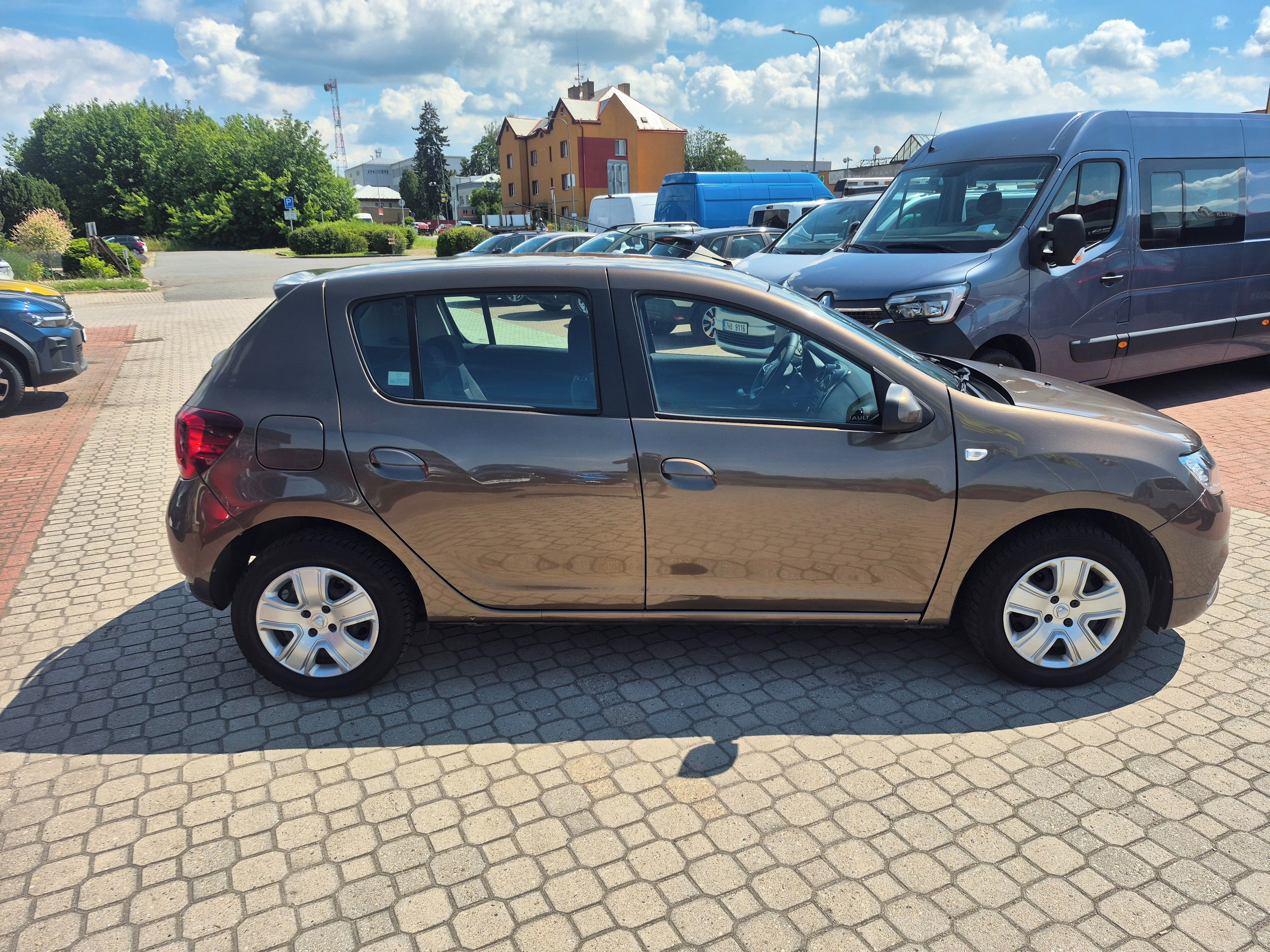Dacia Sandero, 1.0SCE, ČR, PRAVIDLNÝ SERVIS - fotka 4