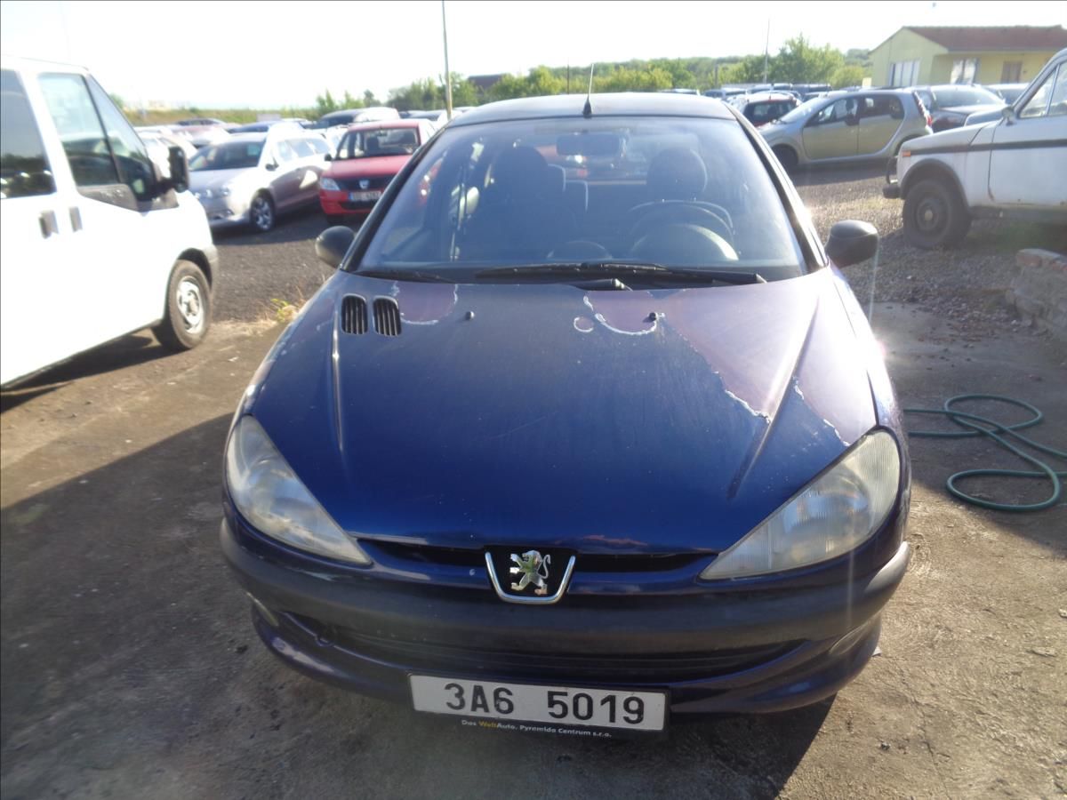 Peugeot 206, 1,1 - fotka 5