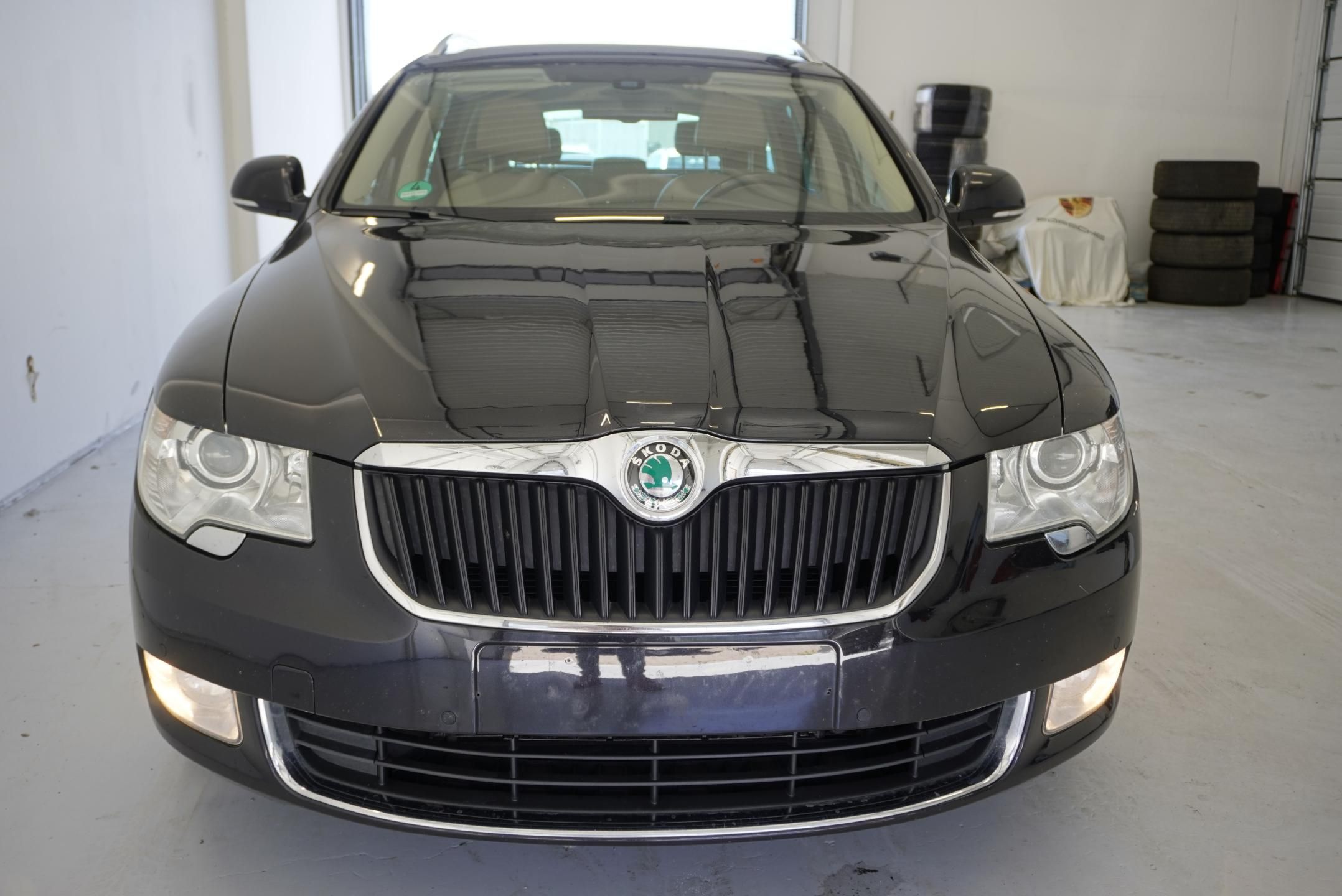 Škoda Superb, 3.6 V6 191kW 4x4 ELEGANCE - fotka 2