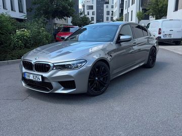 M5 F90 2020, kupováno ČR
