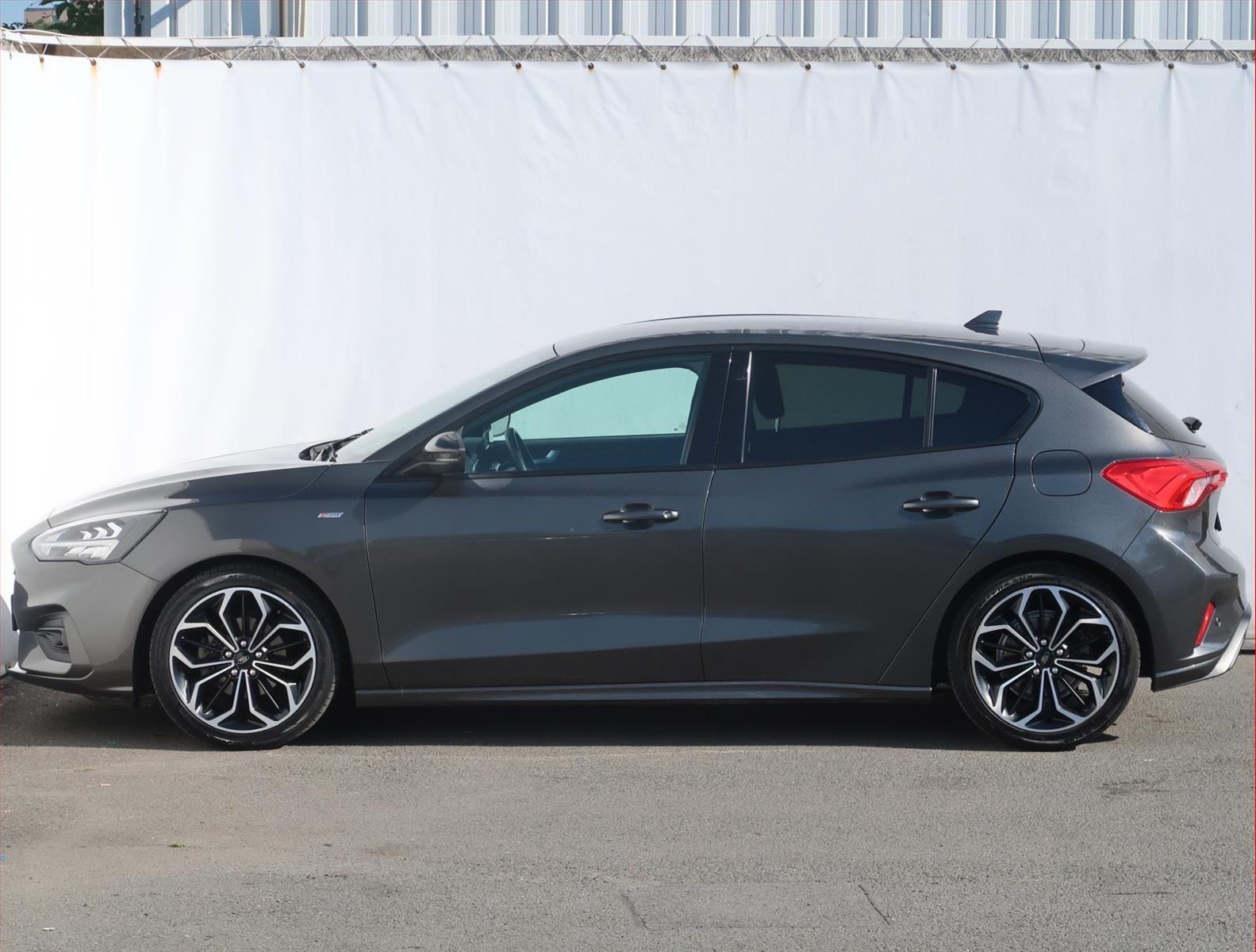 Ford Focus, 1.5 EcoBoost, ST-Line, Automat - fotka 3