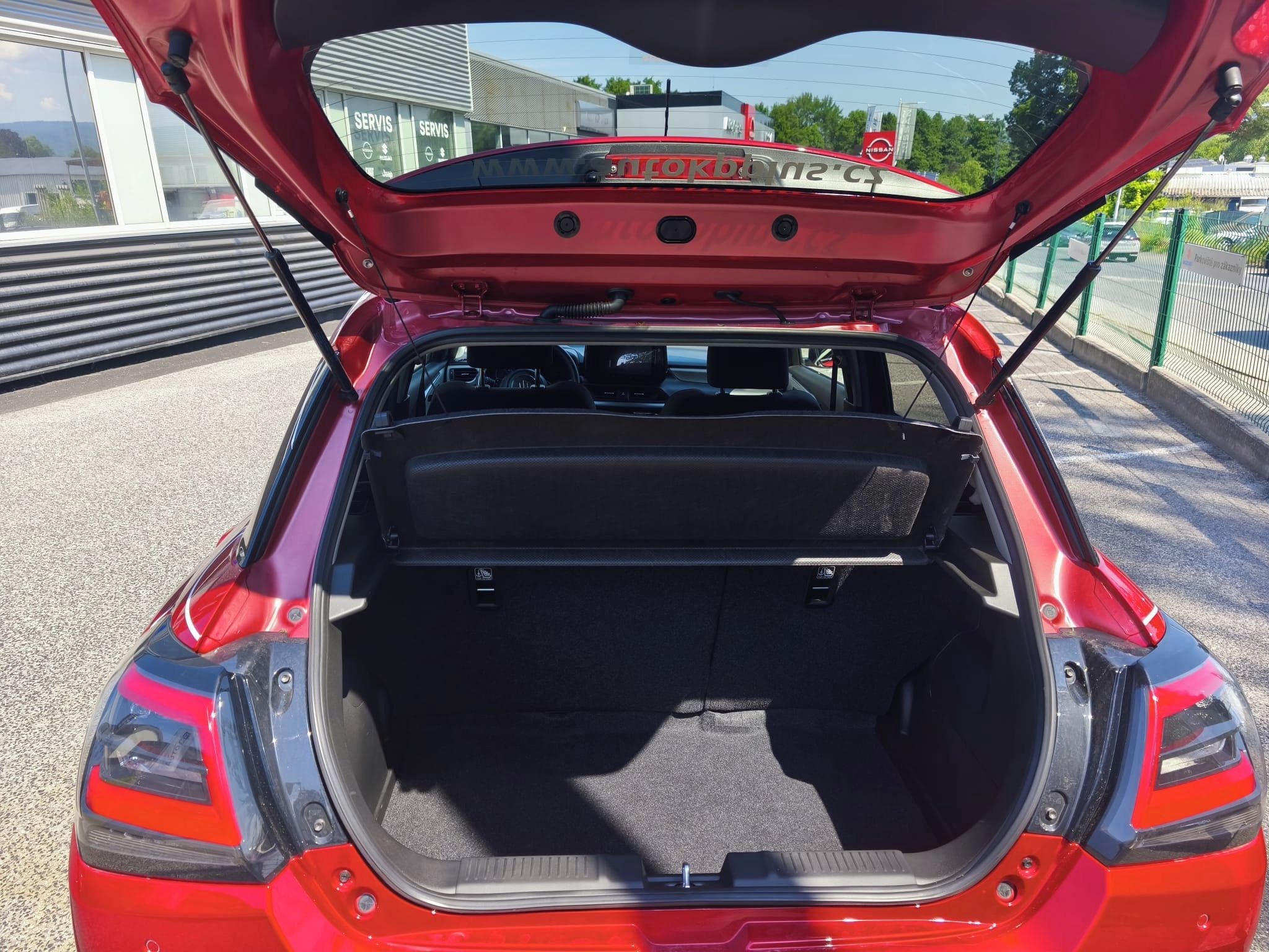 Suzuki Swift, 1,2 ELEGANCE - fotka 6