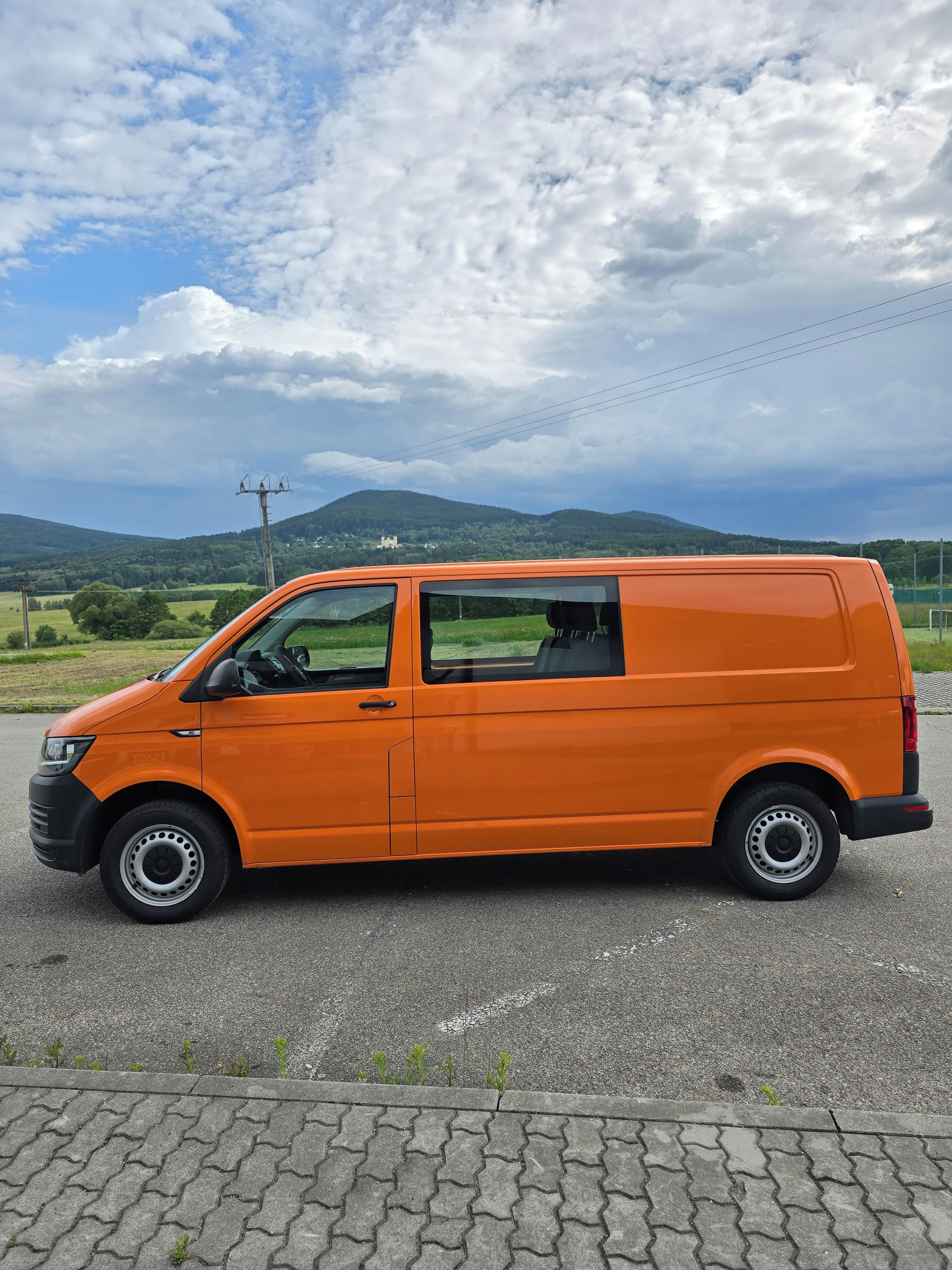 Volkswagen Transporter, 2.0 TDI 6MÍST LONG /DPH/ Tažné - fotka 4