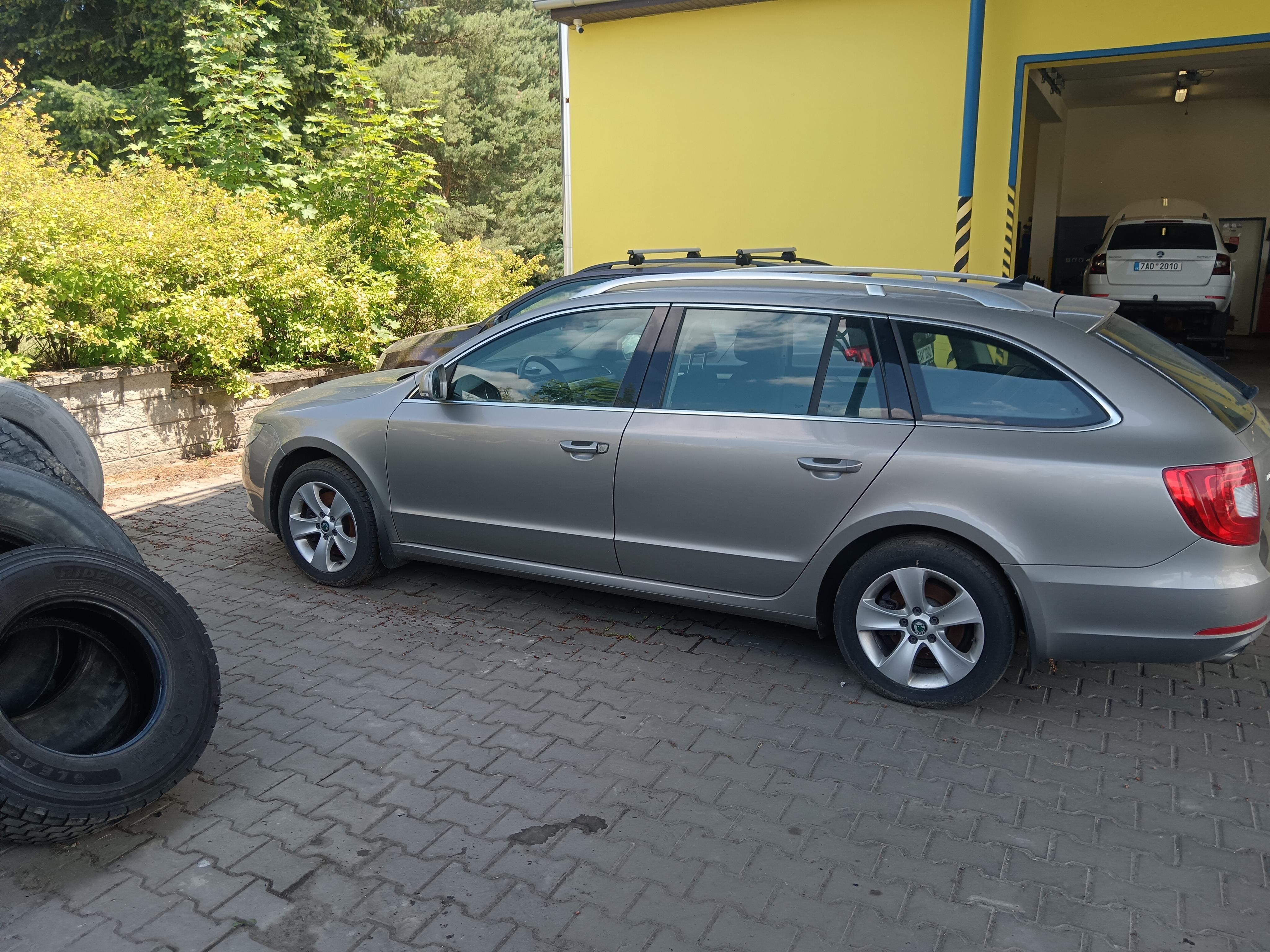 Škoda Superb, 103kW (dov.SRN) - fotka 4