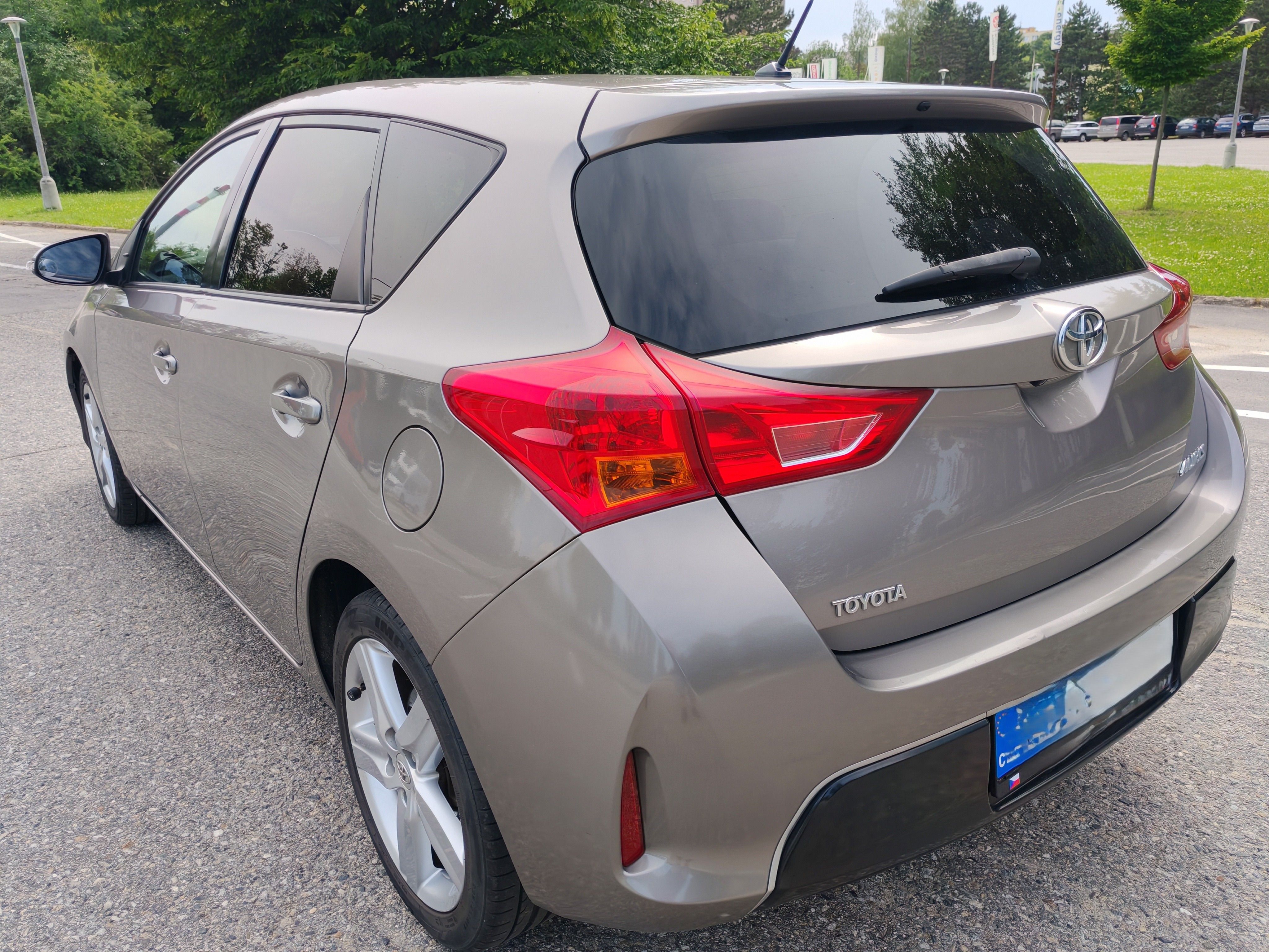 Toyota Auris, Toyota Auris 1,6 97kW, benzin - fotka 3