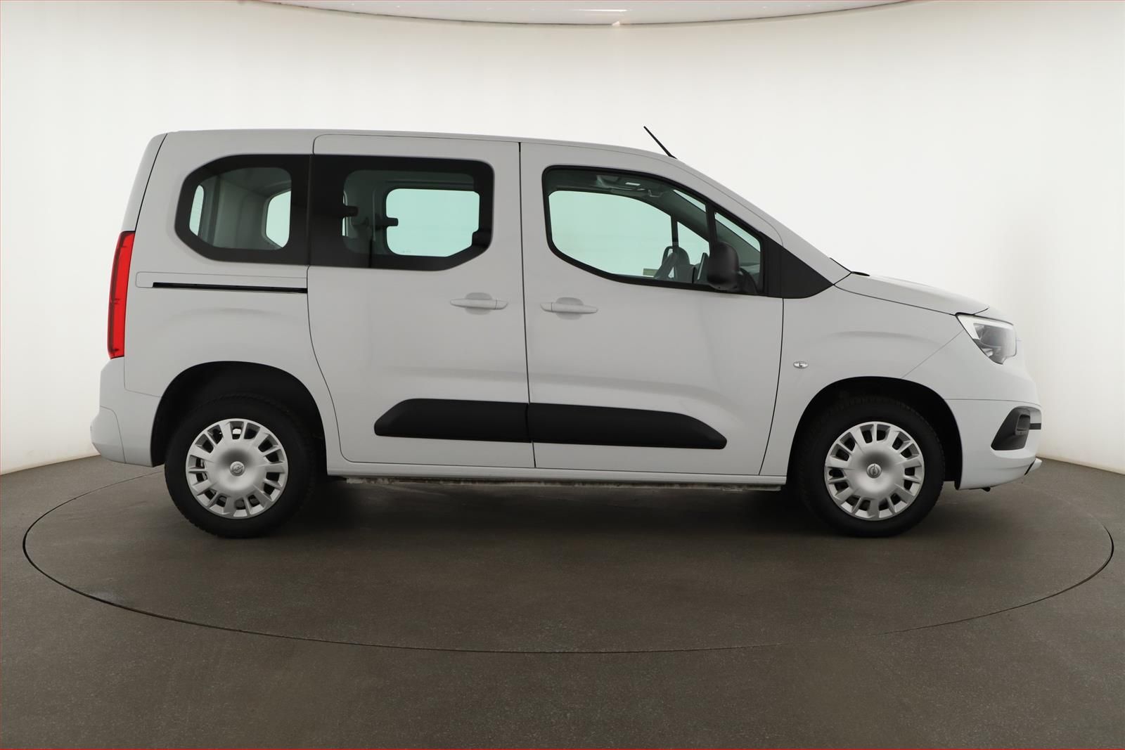 Opel Combo, 1.5 CDTI, 5Míst, Klima, ČR - fotka 6
