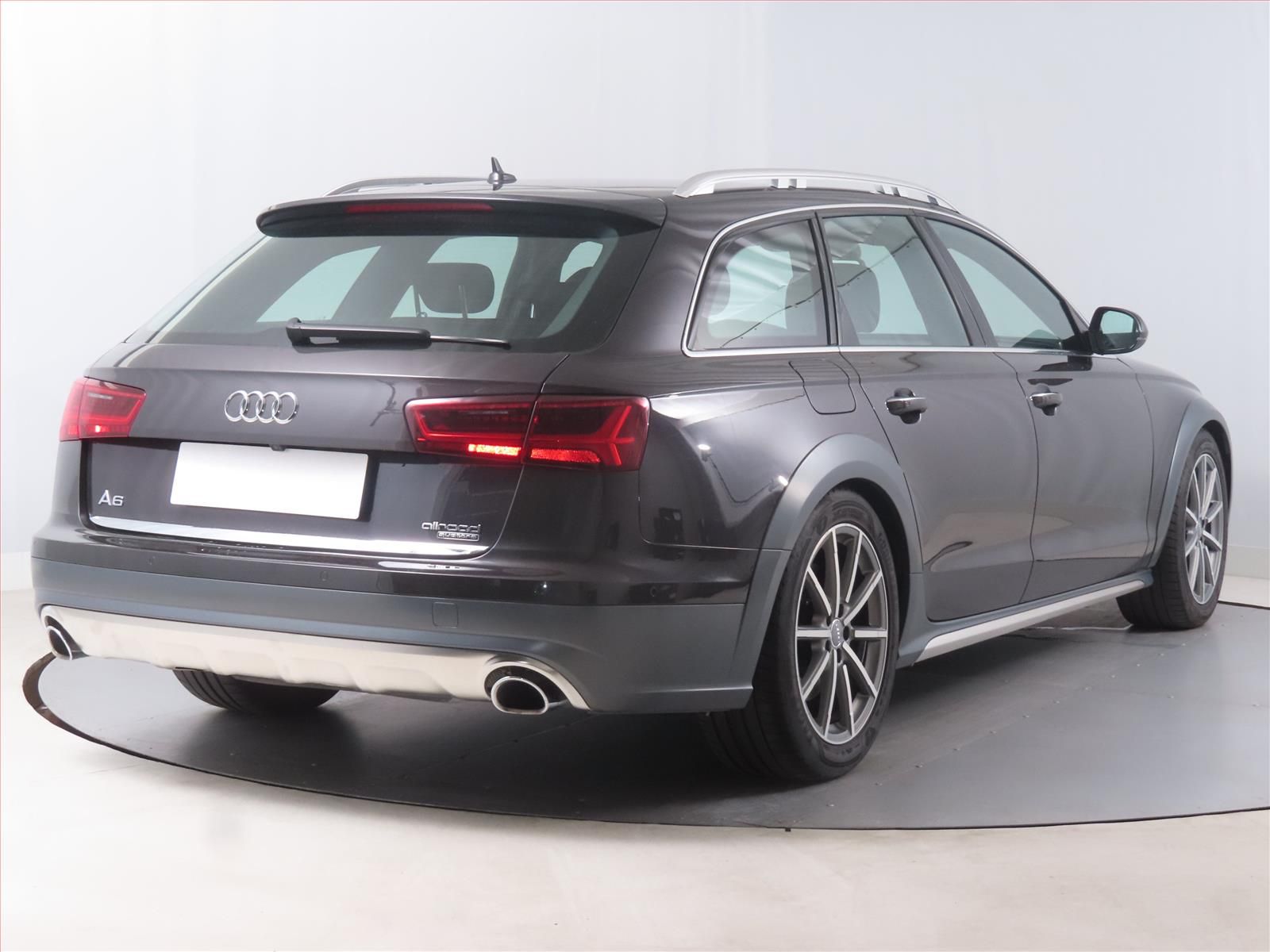 Audi A6 allroad, 3.0 TDI, 4X4, Automat - fotka 5