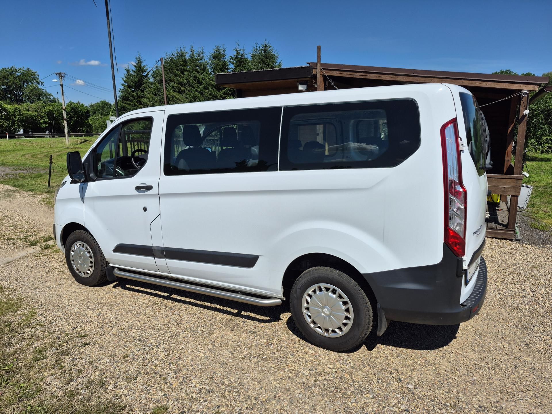 Ford Transit Custom, 2.2Tdci 9 míst - fotka 3