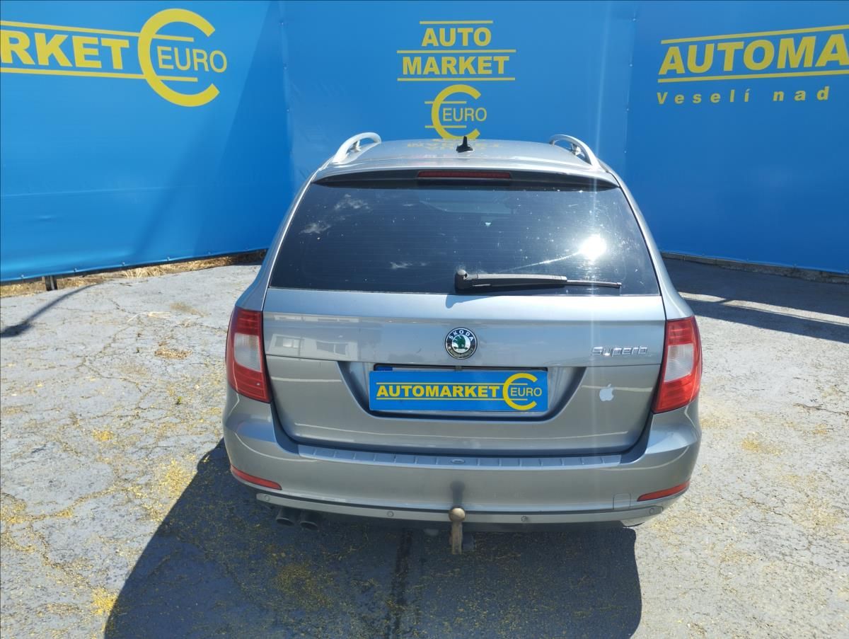 Škoda Superb, 2,0 - fotka 5