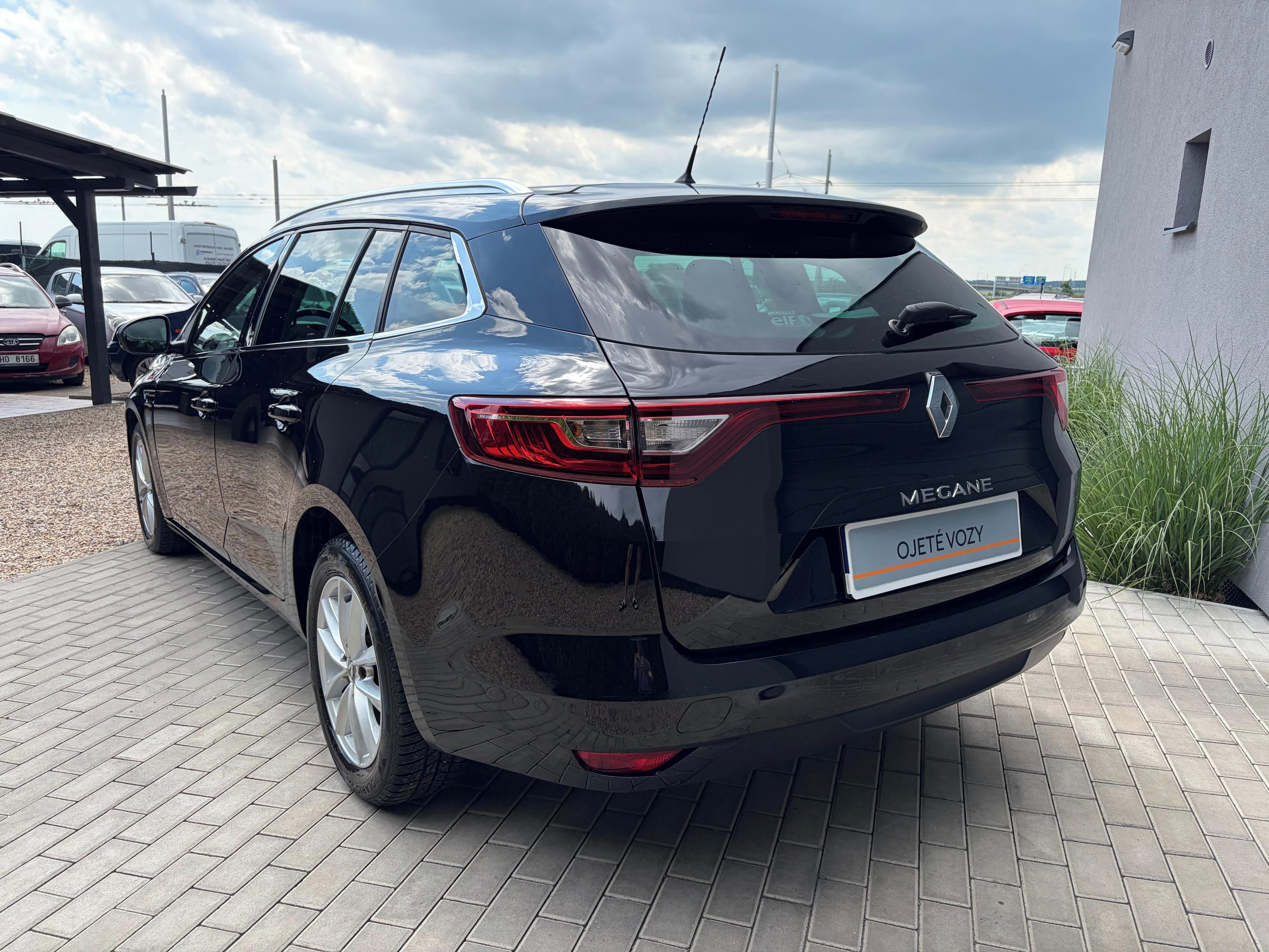 Renault Mégane, 1.6i 84KW, Po 1. Majiteli - fotka 5