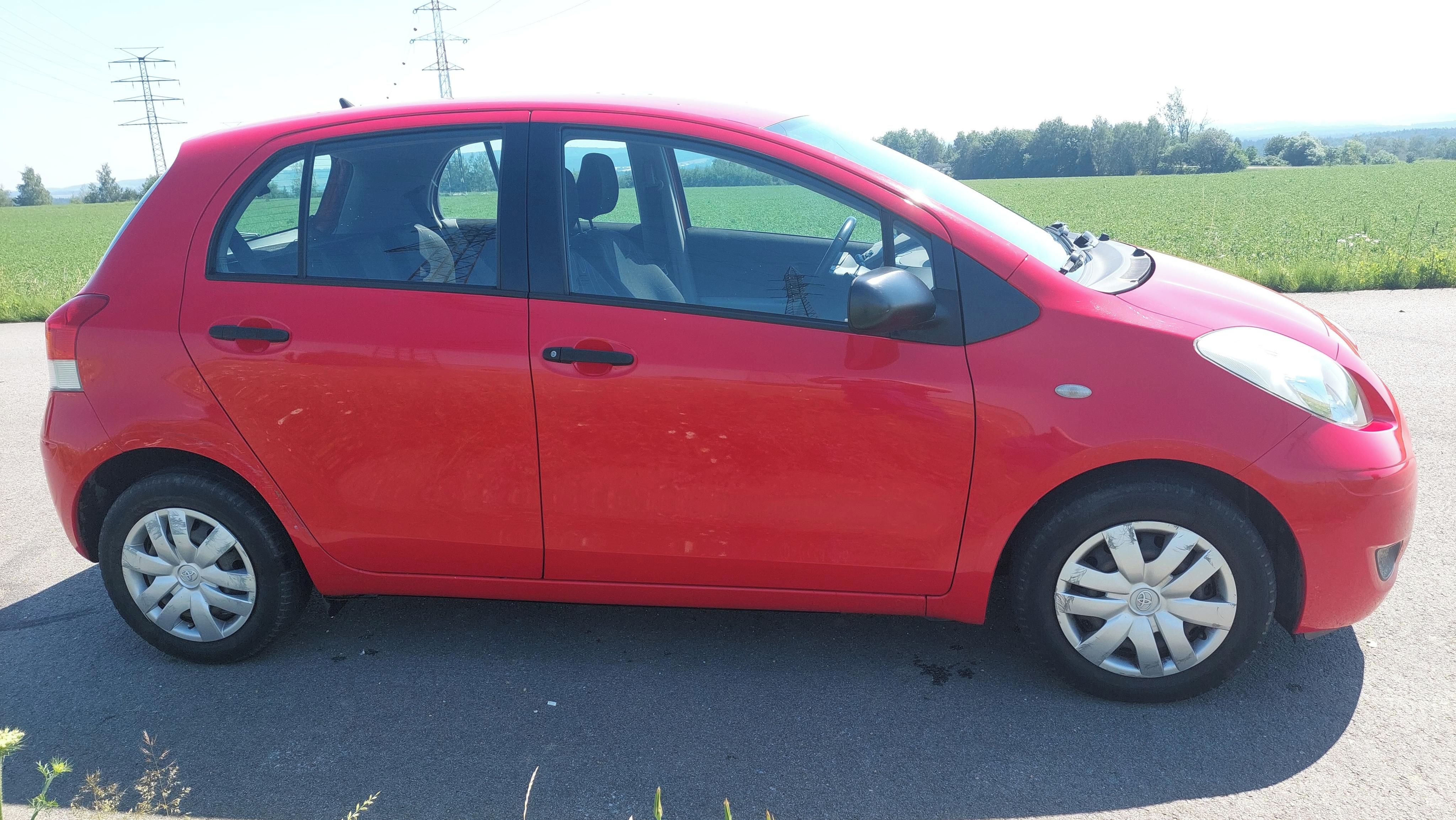 Toyota Yaris - fotka 4
