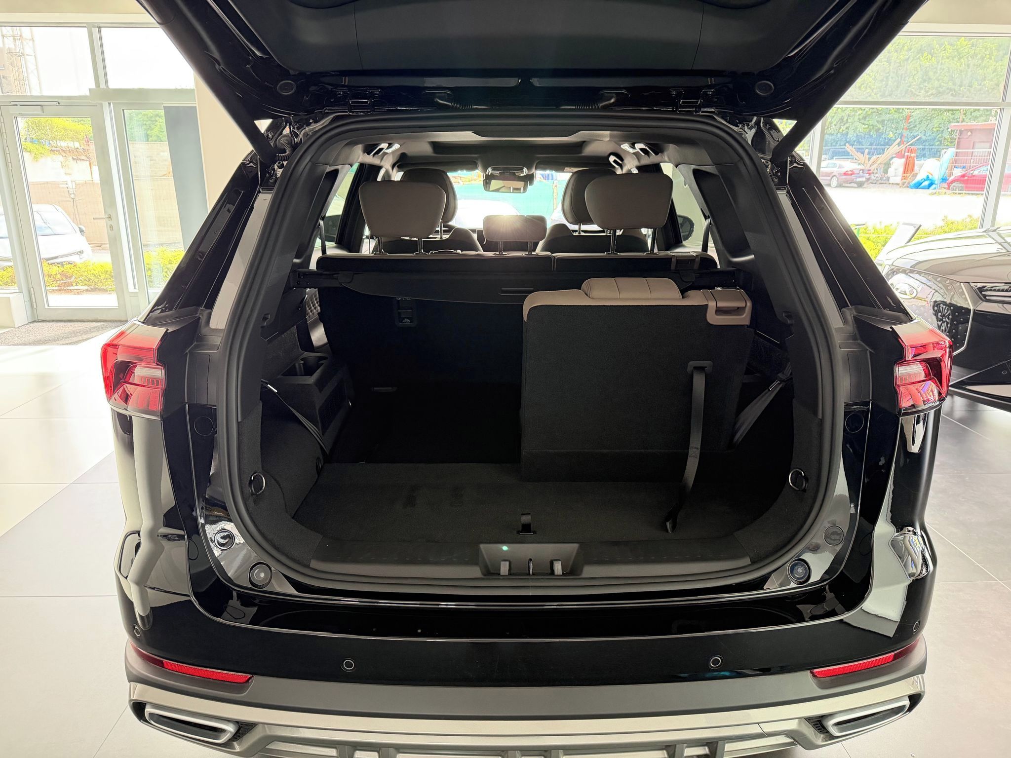 Chery Tiggo 8 PHEV, Unique PHEV - fotka 5