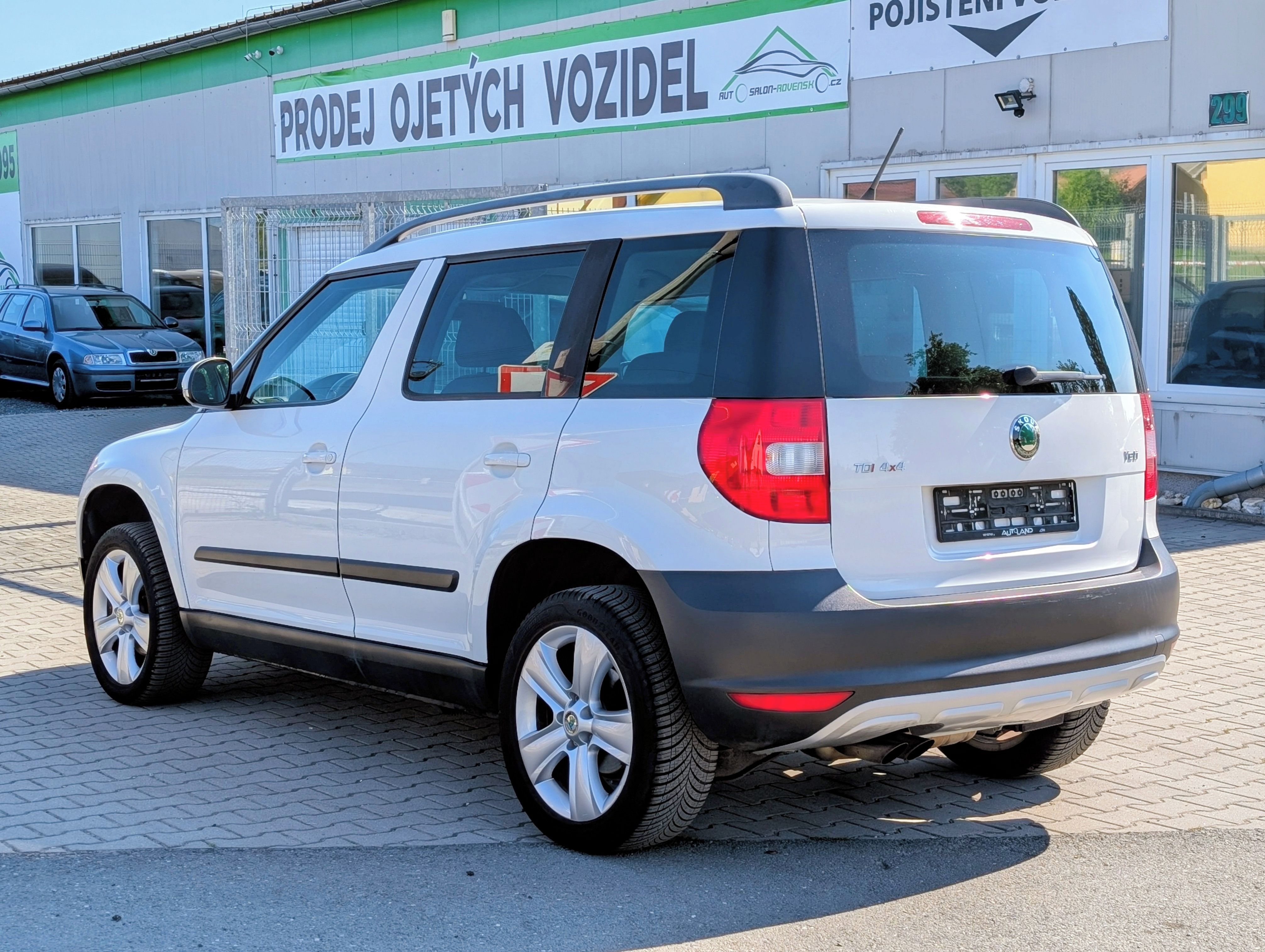 Škoda Yeti, 2.0TDi 103kW 4x4 TAŽNE ELEGANC - fotka 3