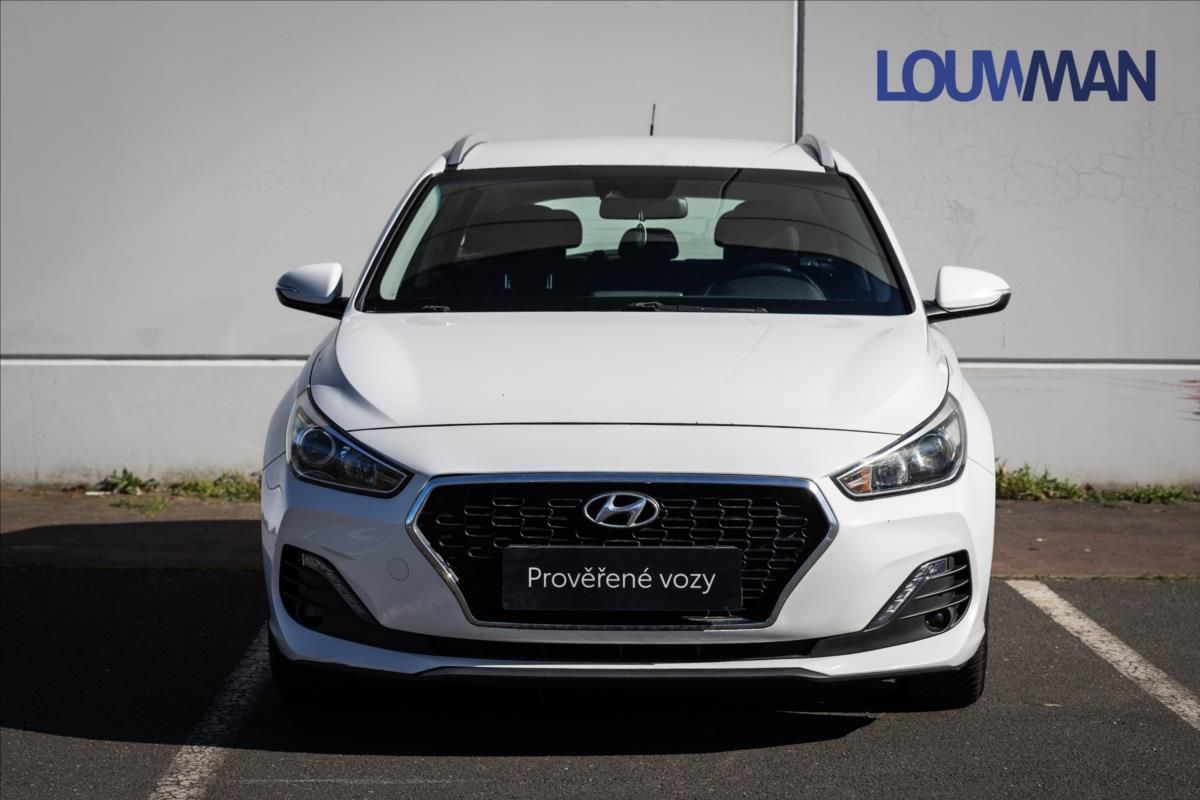 Hyundai i30, 1,4 T-GDI Trikolor - fotka 4