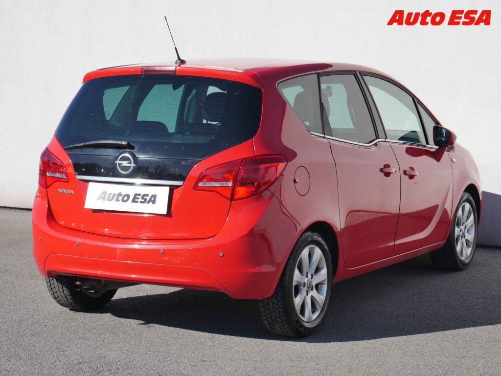 Opel Meriva, 1.4i,1.maj,ČR - fotka 4