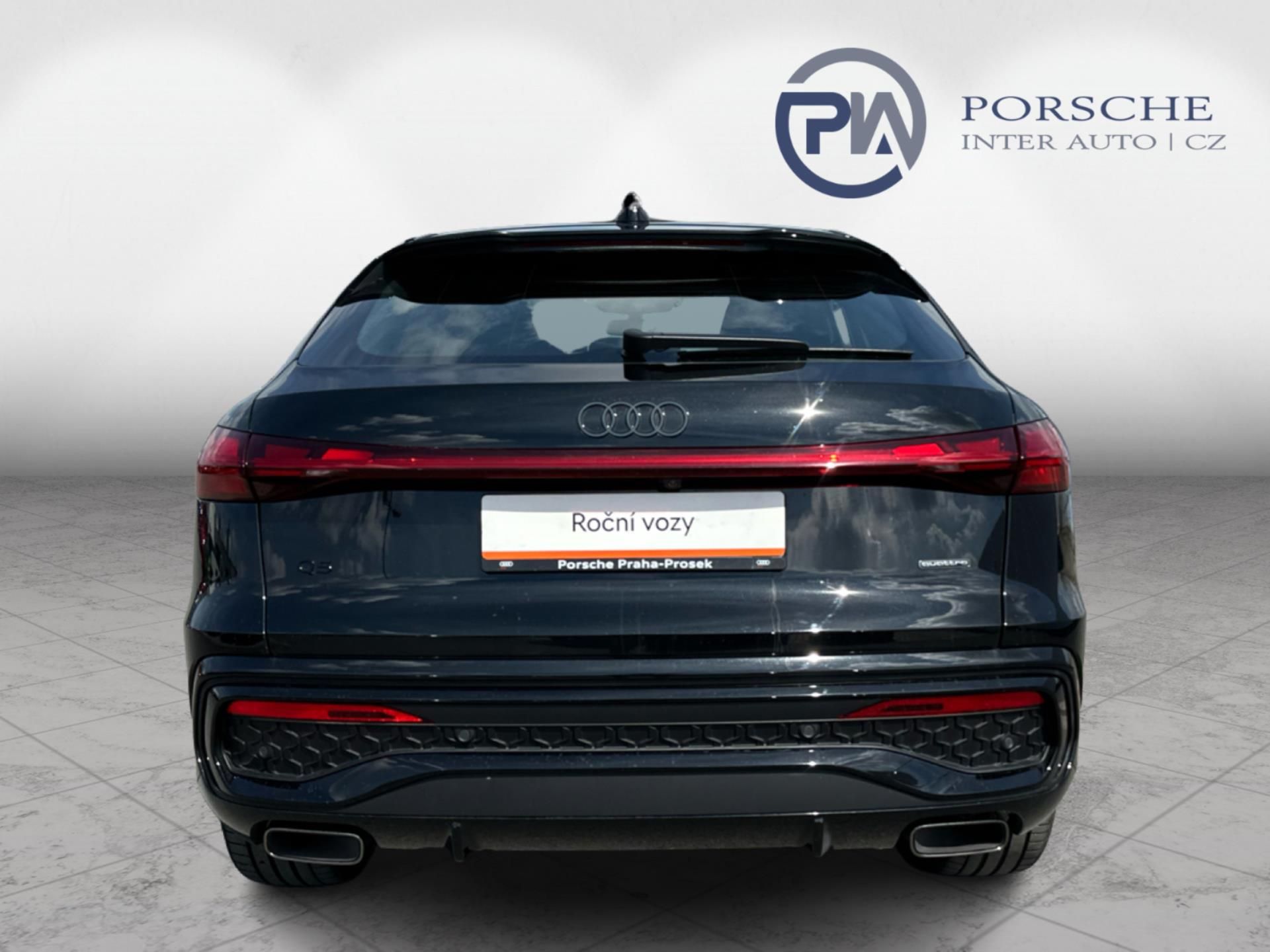 Audi Q5, SB e-hybrid quattro 220kW STR - fotka 5