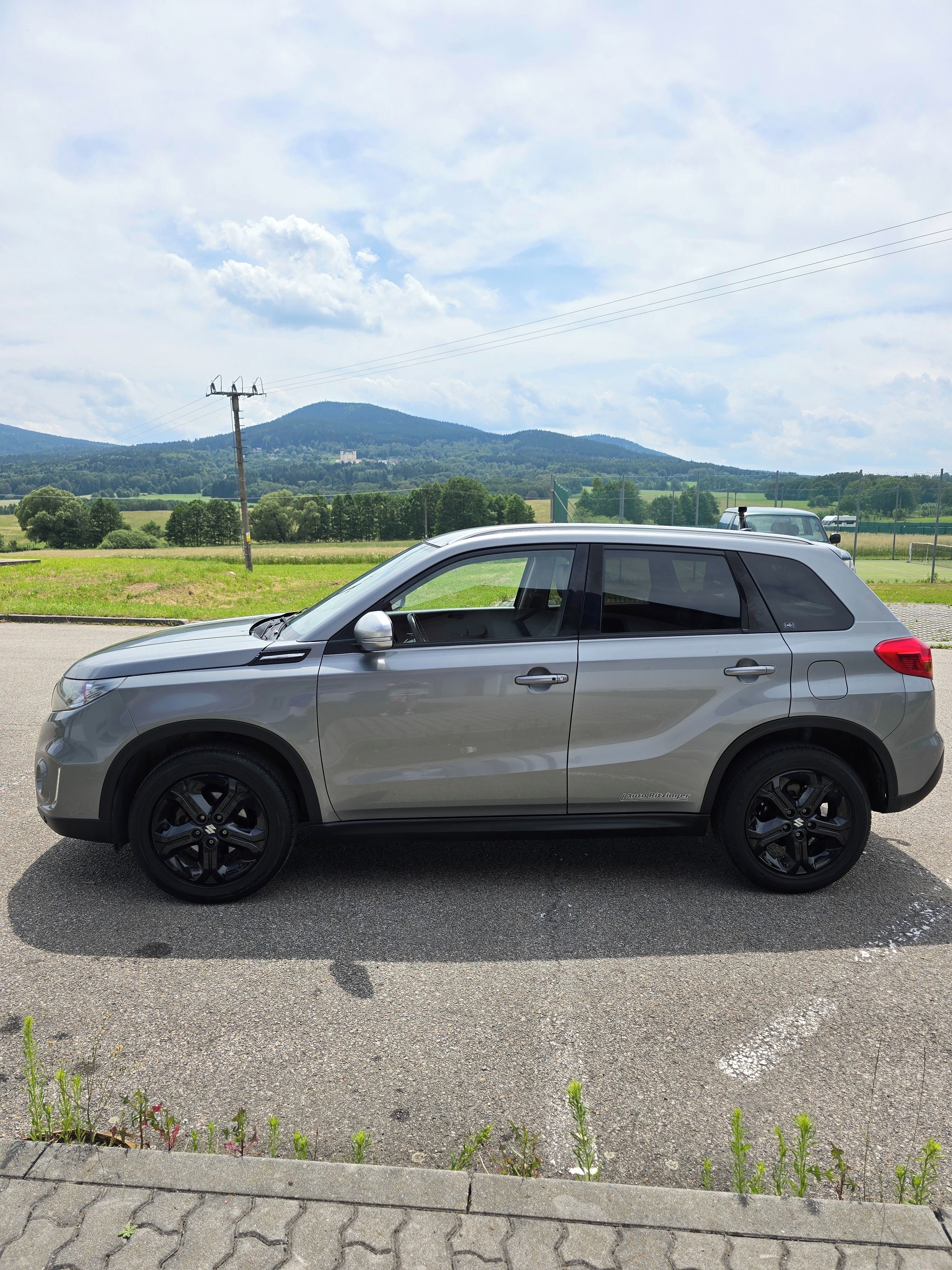 Suzuki Vitara, 1.4 S 4X4,TAŽNÉ/NAVI/60TKM - fotka 4