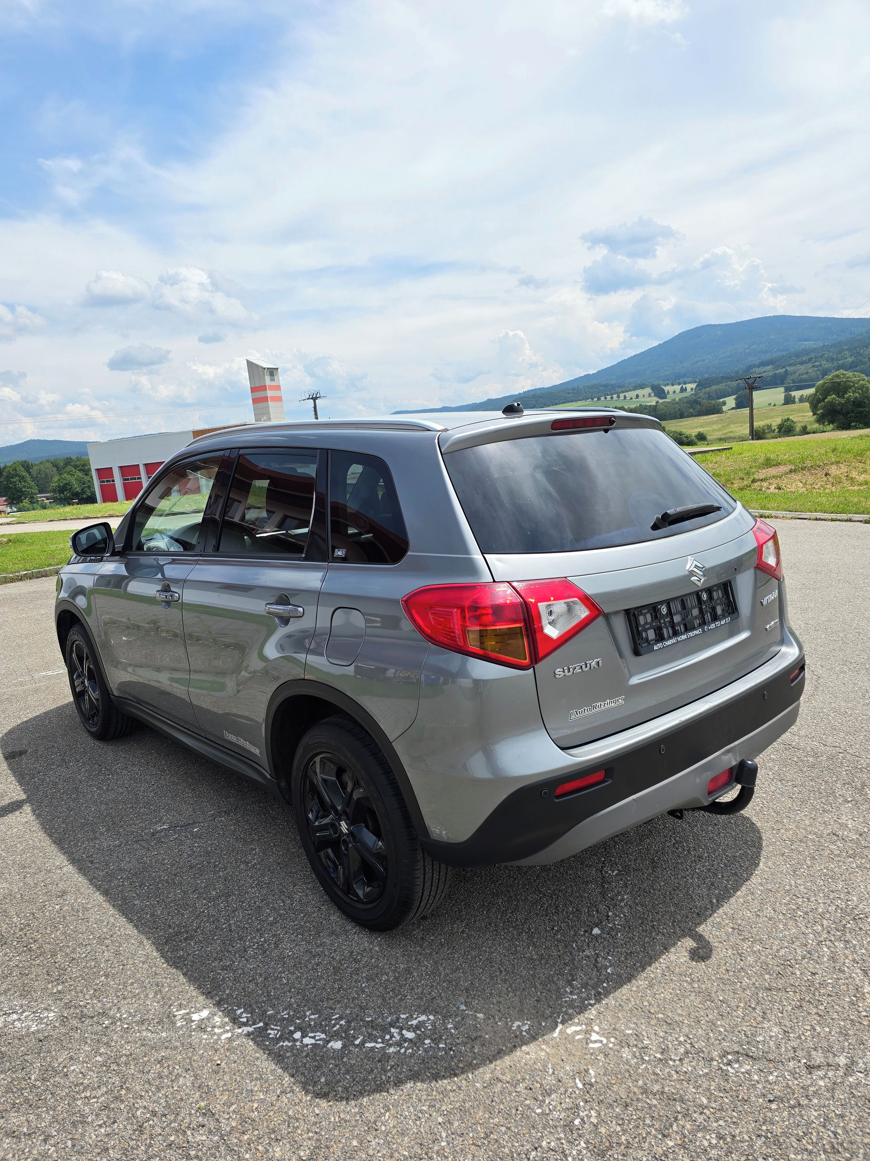 Suzuki Vitara, 1.4 S 4X4,TAŽNÉ/NAVI/60TKM - fotka 5
