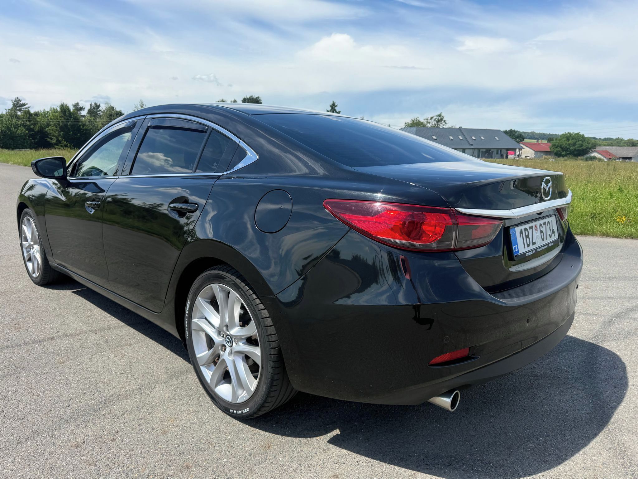 Mazda 6, Revolution Top 2,2 130 kW - fotka 3