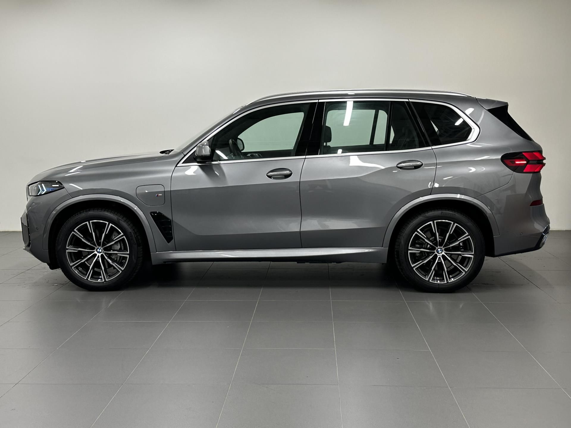 BMW X5, X5 xDrive50e - fotka 3