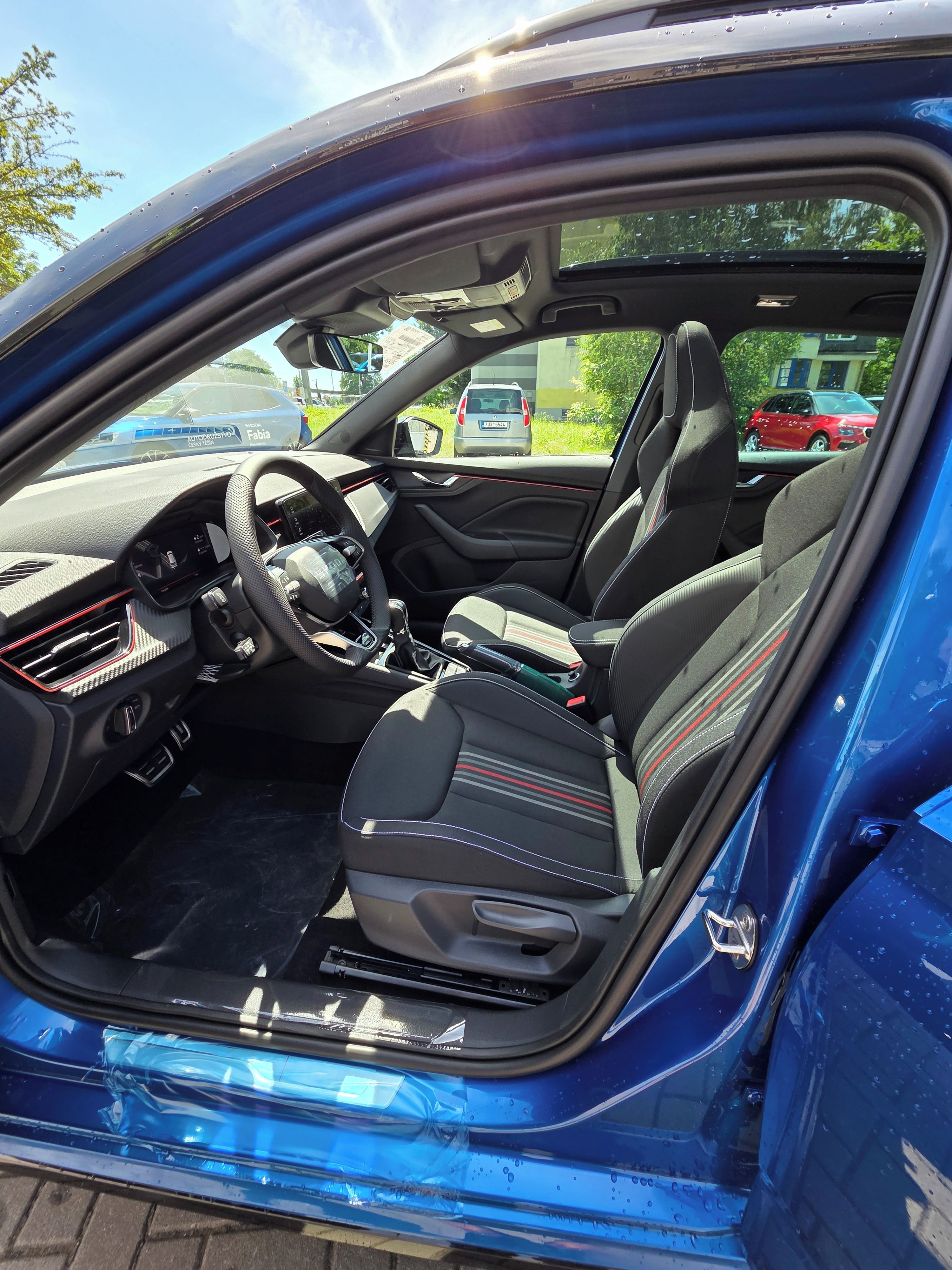 Škoda Kamiq, Monte Carlo 1,0 TSI 85 kW 7dsg - fotka 6