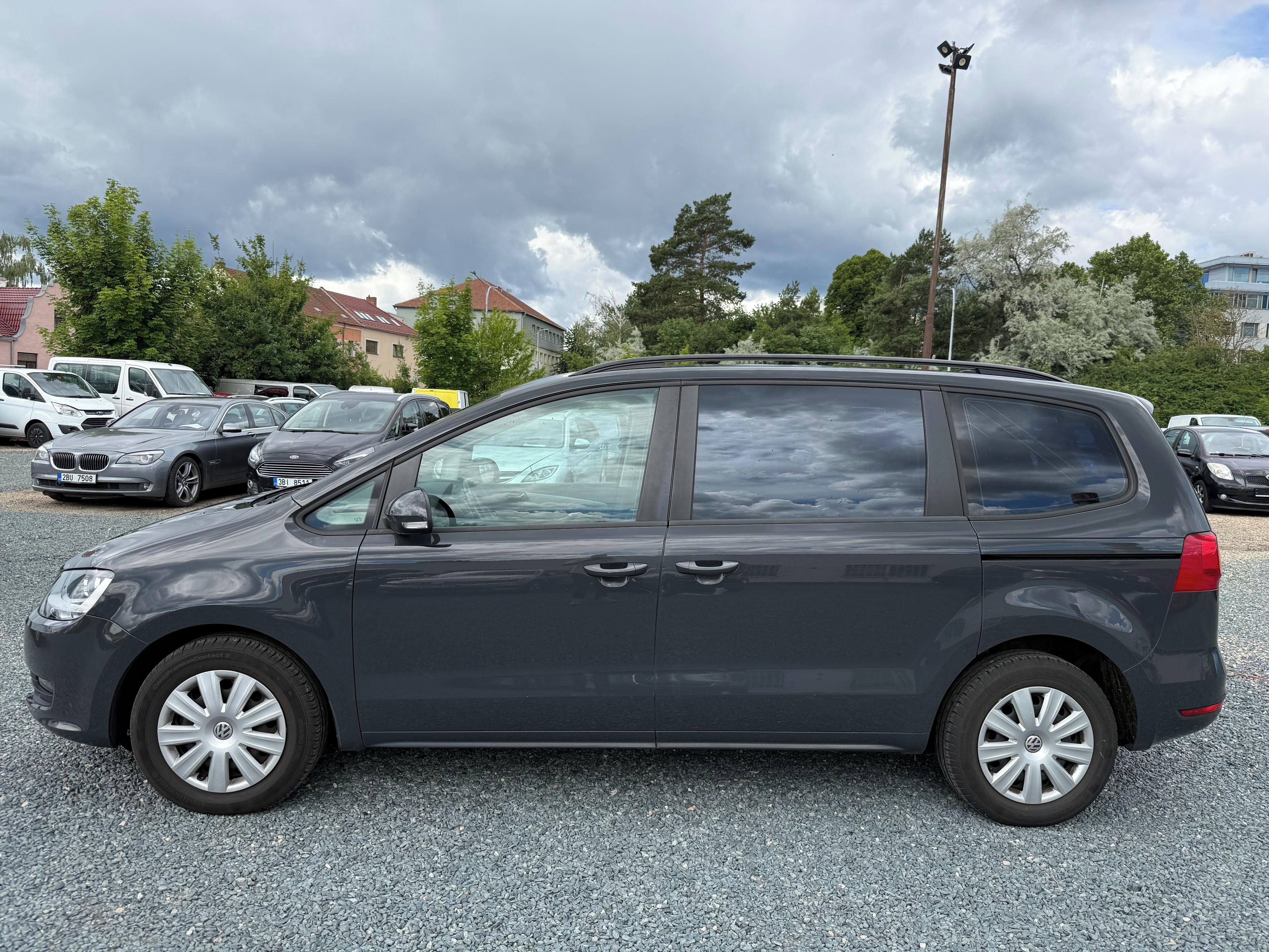 Volkswagen Sharan, 2.0 TDi 103Kw 7-Míst 1-Majitel - fotka 6