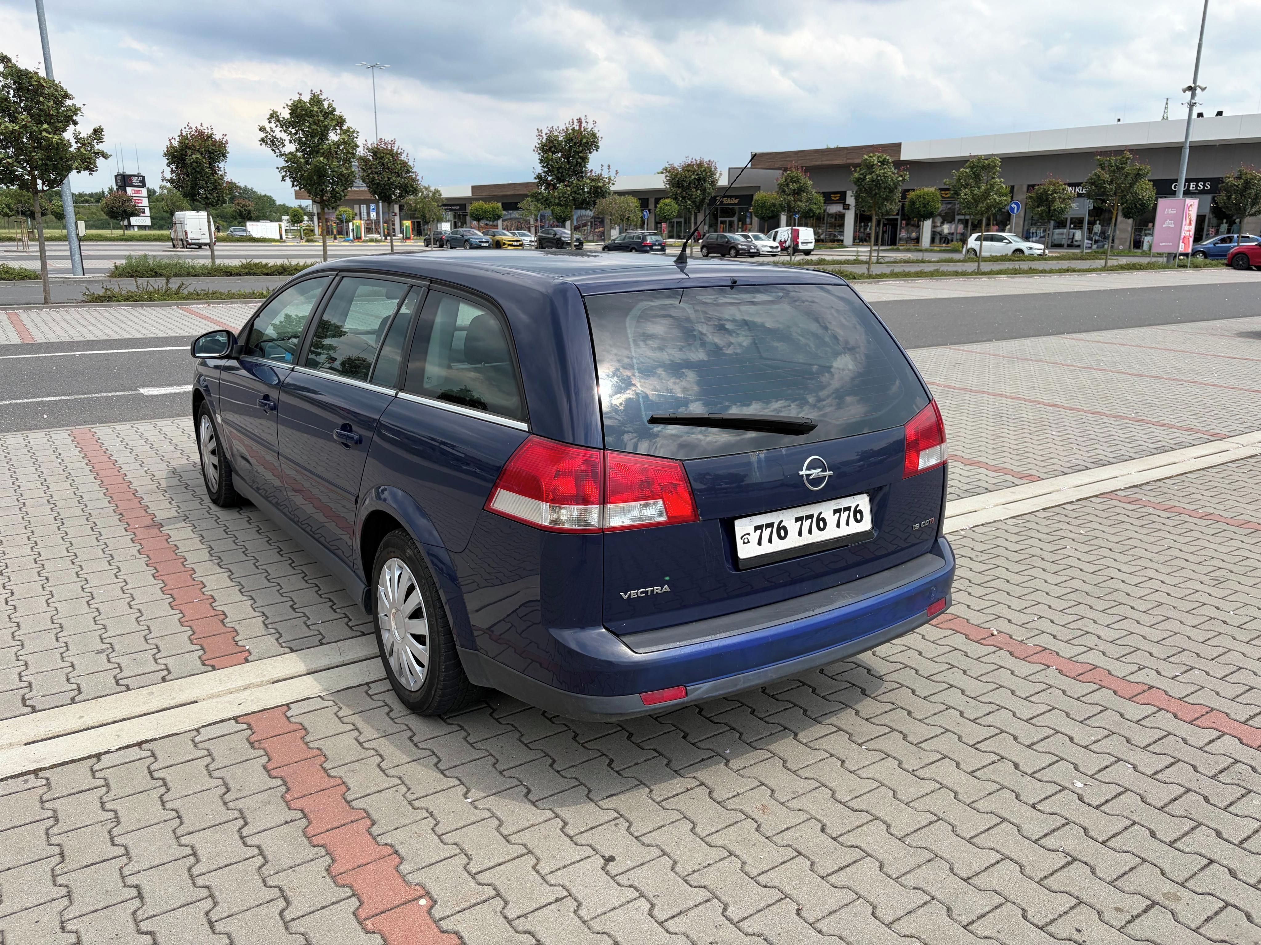 Opel Vectra, 1.9 CDTi 110kw ČR - fotka 5
