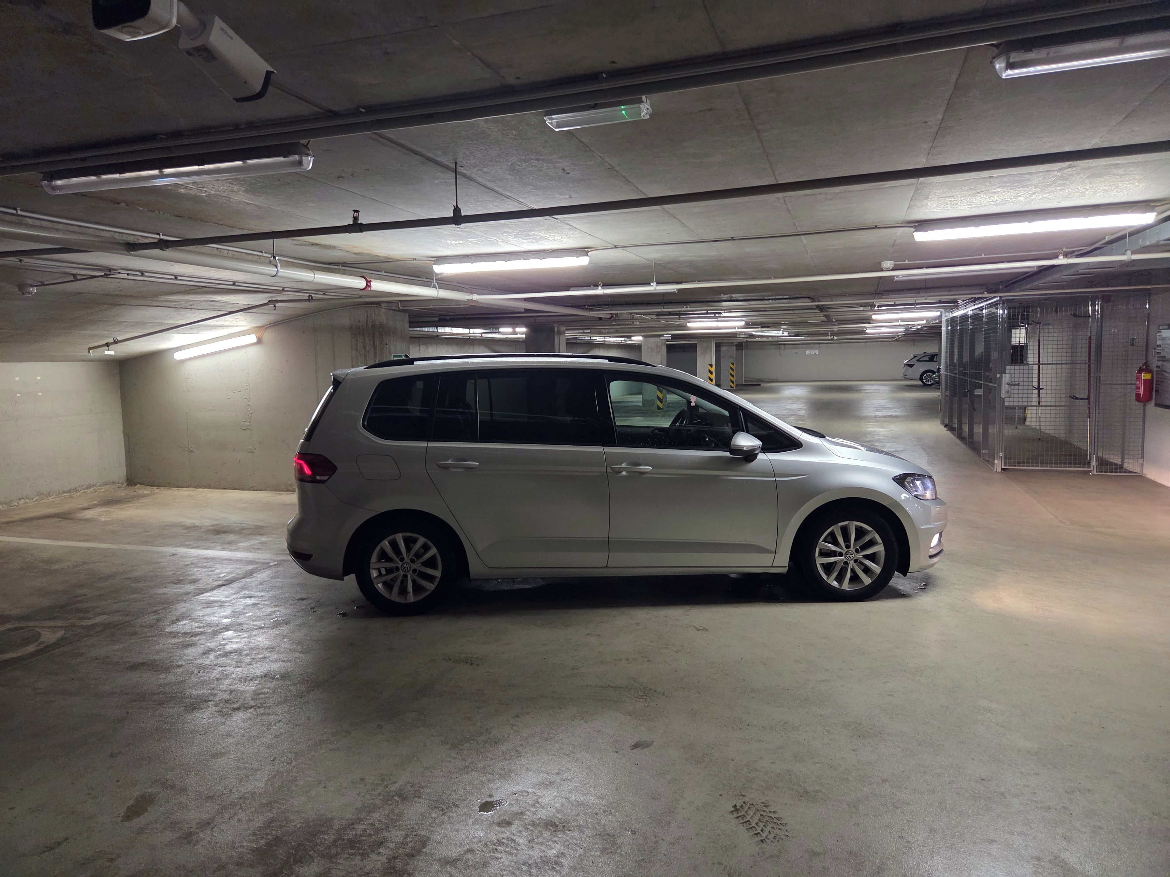 Volkswagen Touran - fotka 3