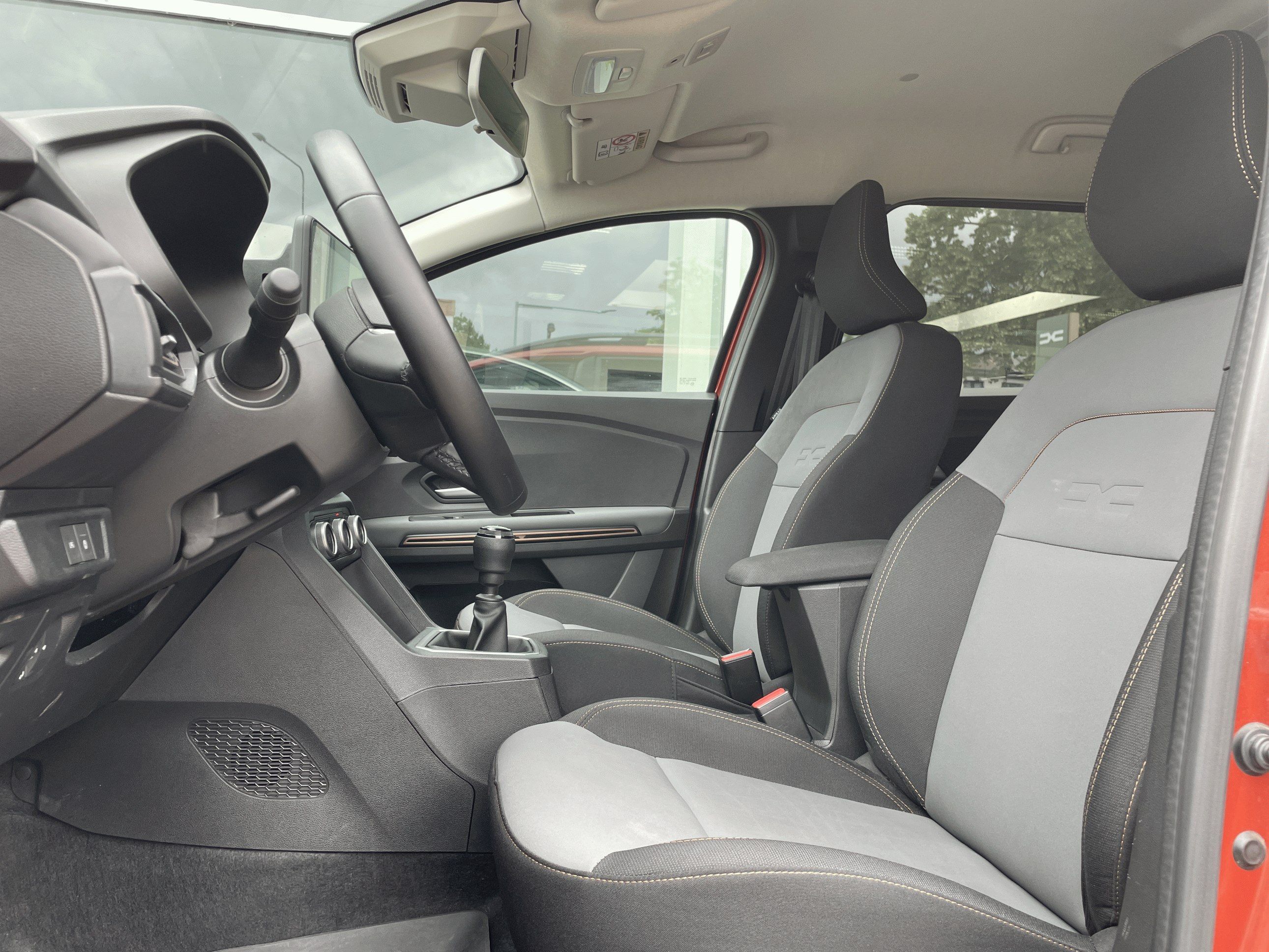 Dacia Jogger, TCe 100 LPG Extreme 5 míst - fotka 5
