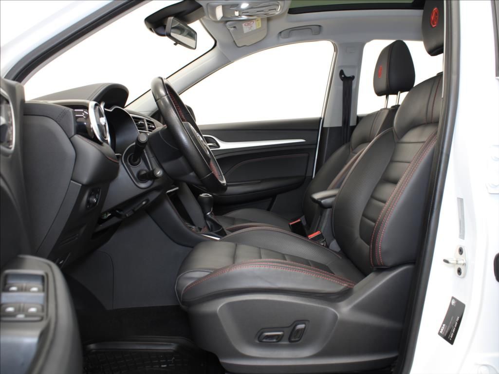 MG ZS, 1,0 TGI 82kW Eleg.PANO 29tkm. - fotka 6