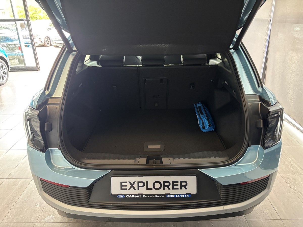 Ford Explorer, Premium, 77 kWh prodloužený do - fotka 6