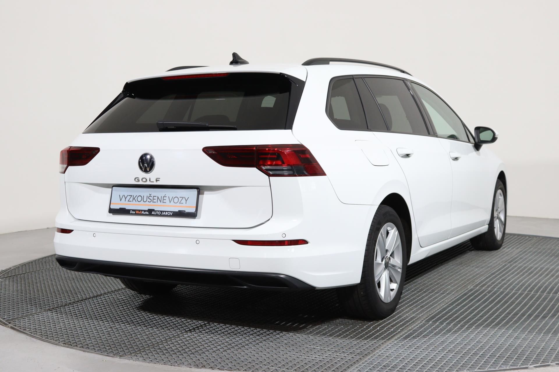 Volkswagen Golf Variant, LIFE 2,0 TDI /TAŽNÉ Z.,LED SVĚ - fotka 2