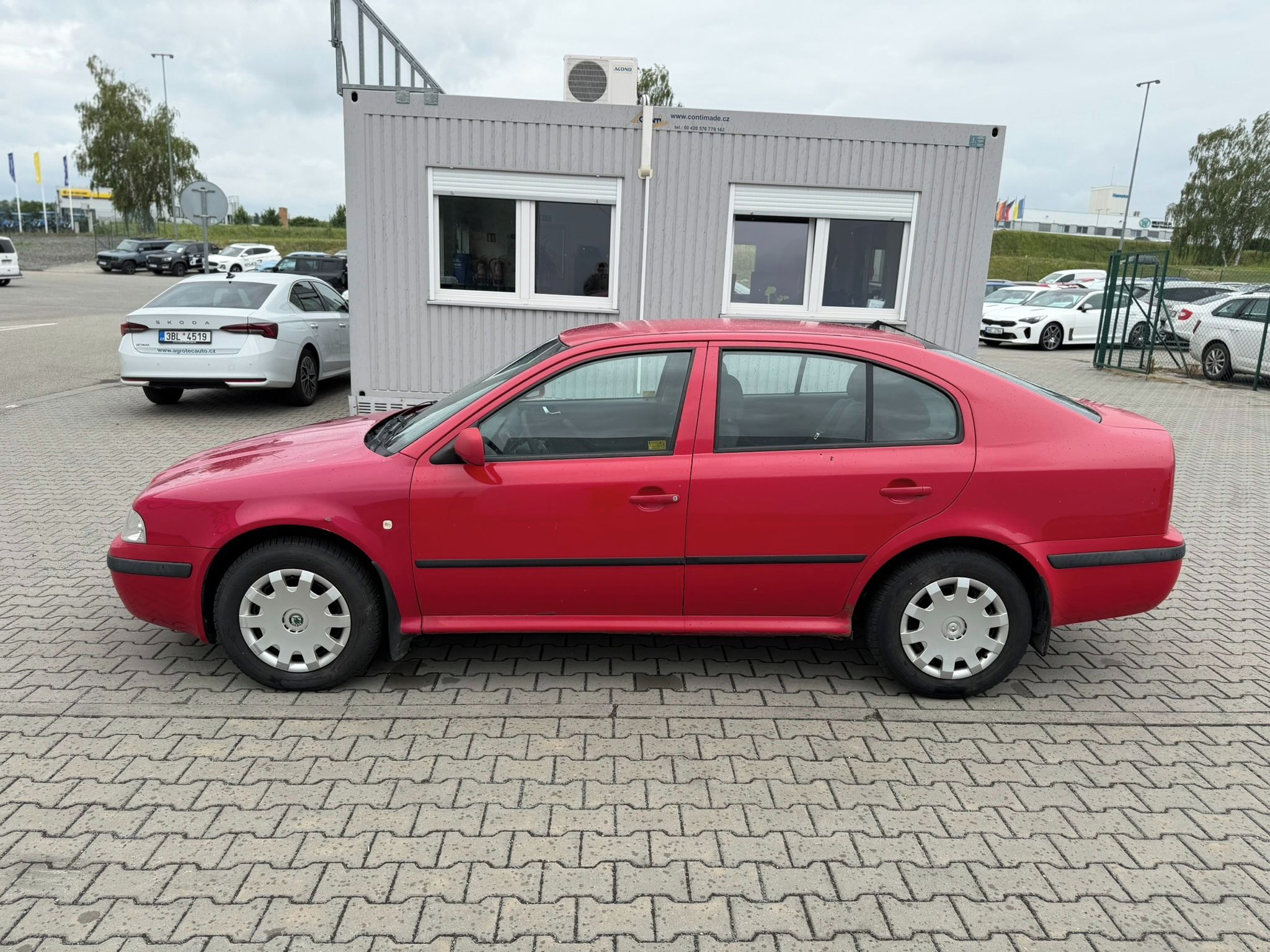Škoda Octavia, 1.9 TDI 74 kW Tour - fotka 4