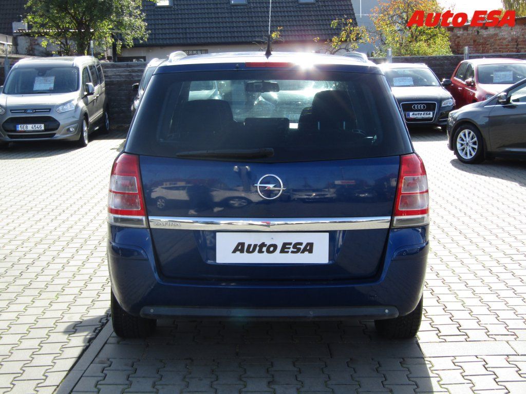 Opel Zafira, 1.8 i,AC,temp - fotka 5