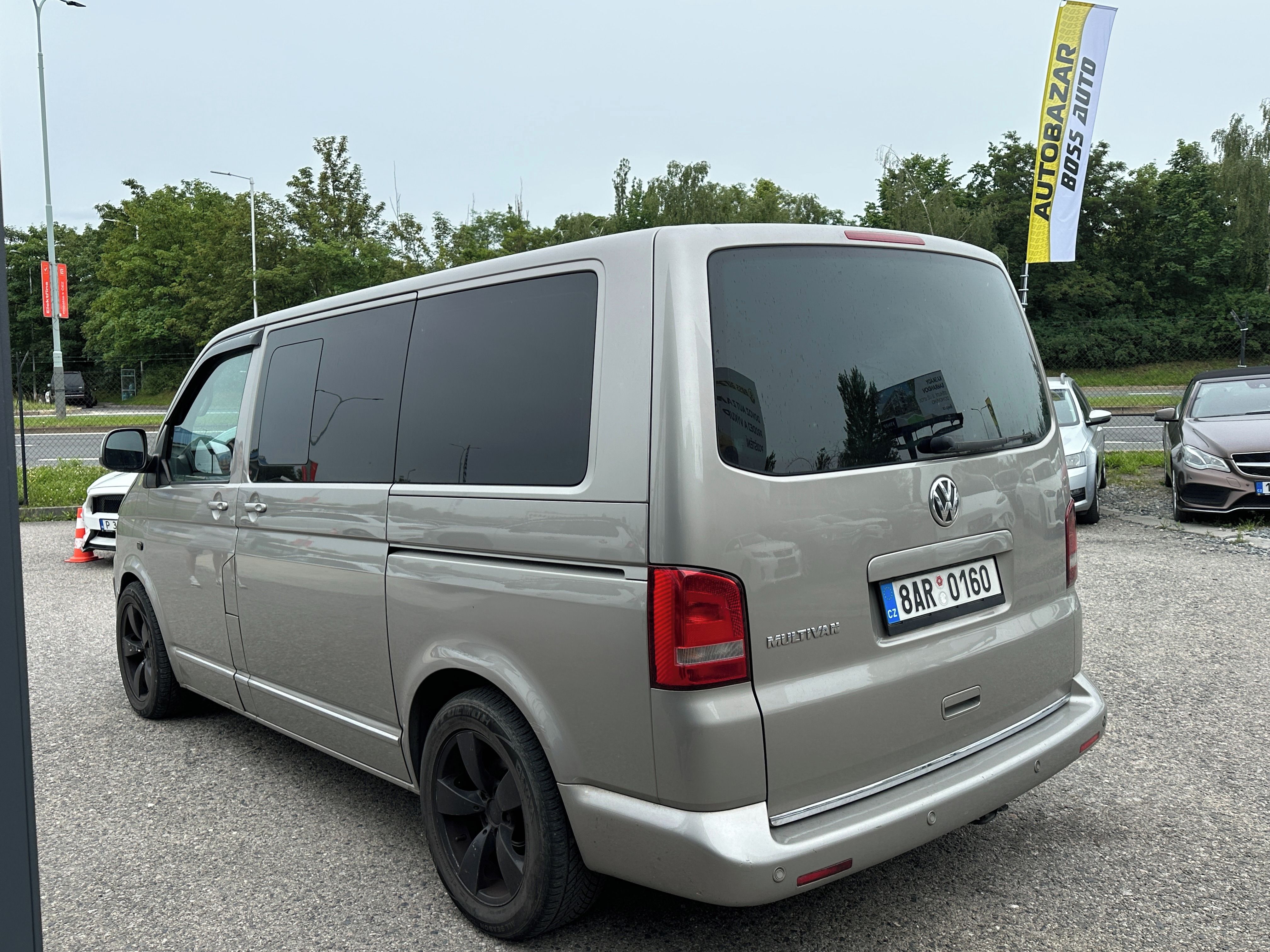 Volkswagen Multivan, Volkswagen Multivan 2010 - fotka 6