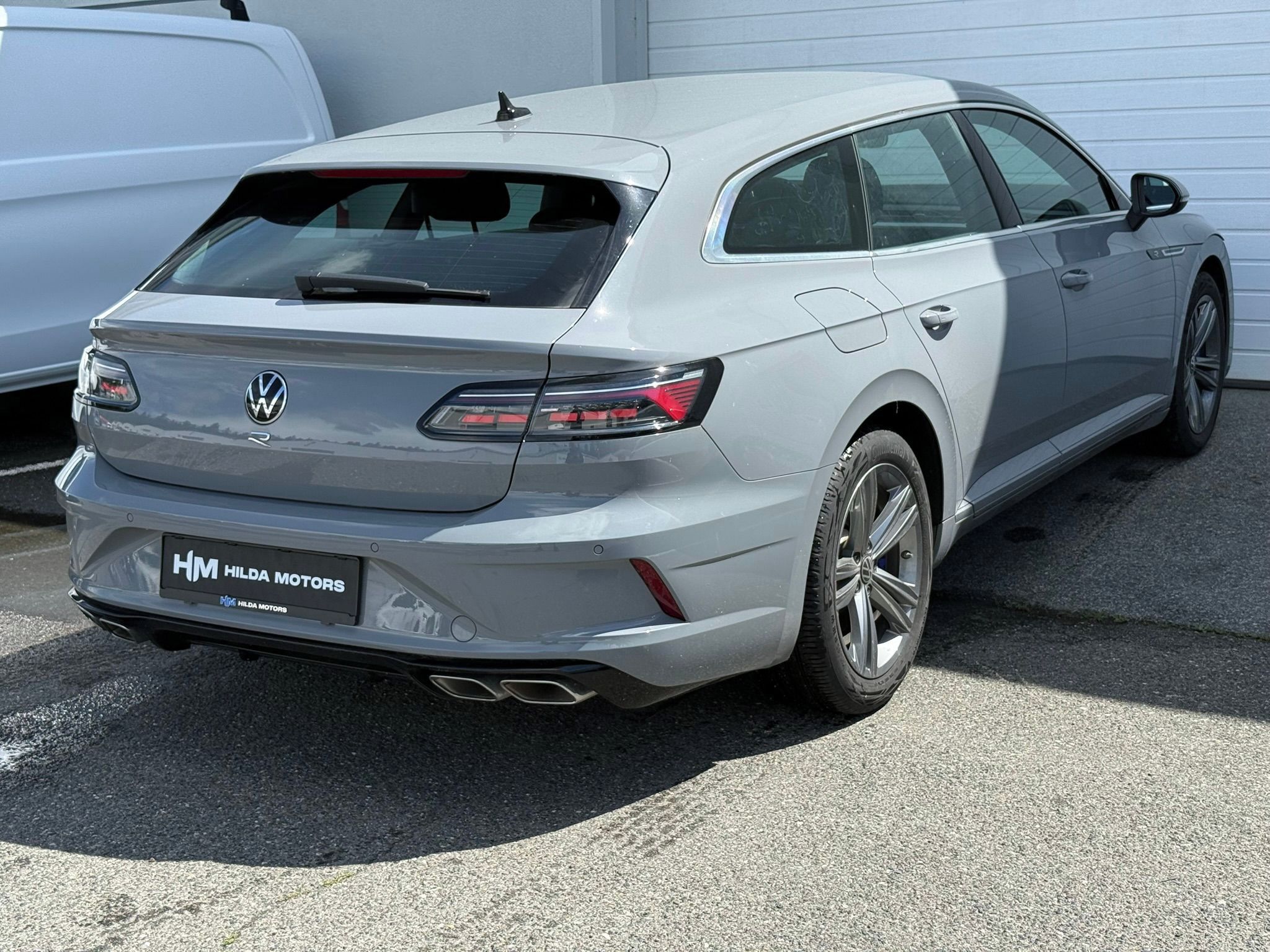 Volkswagen Arteon Shooting Brake, R 2.0TSI 235kW DSG DCC Tažné - fotka 2