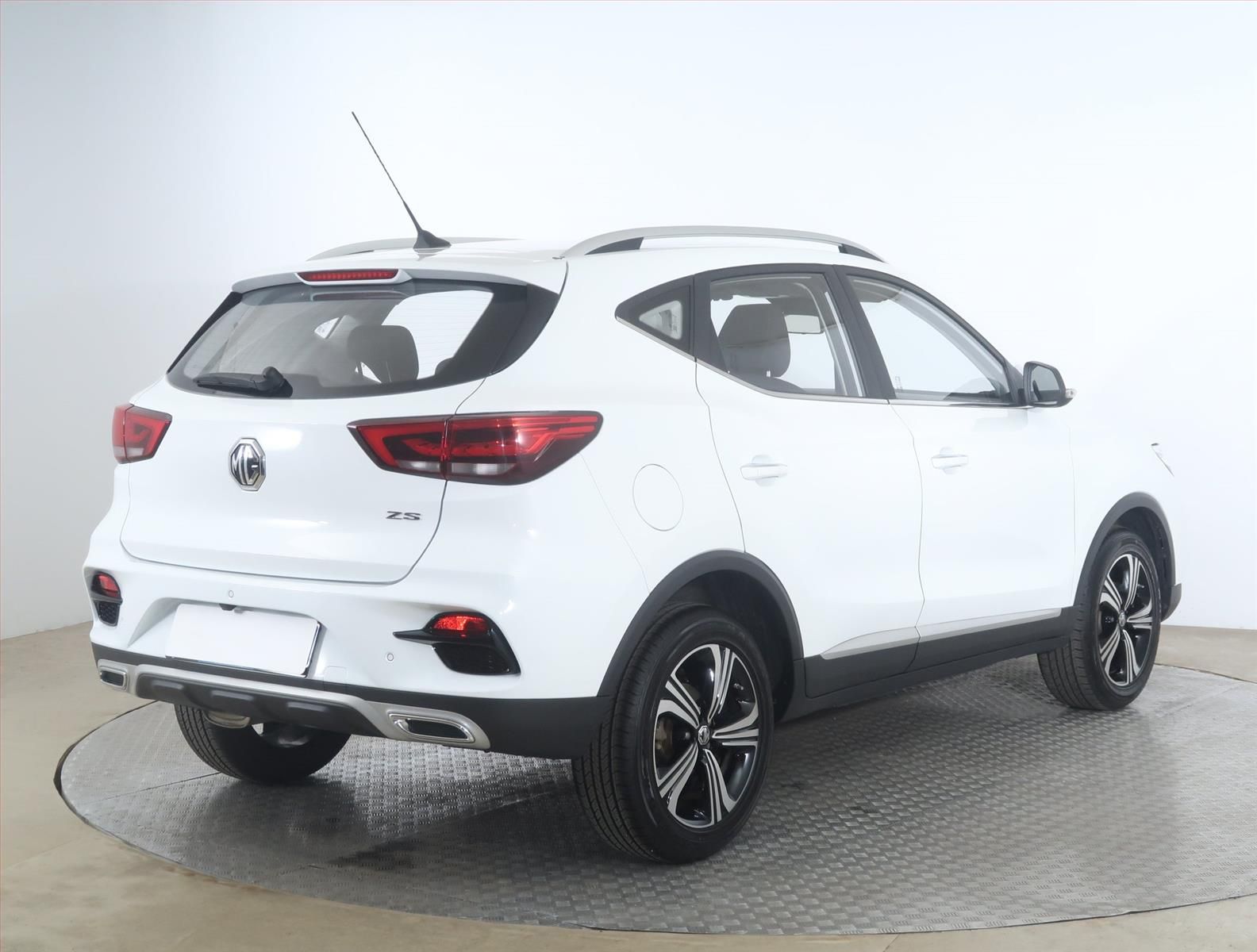 MG ZS, 1.5, Essential Plus - fotka 5
