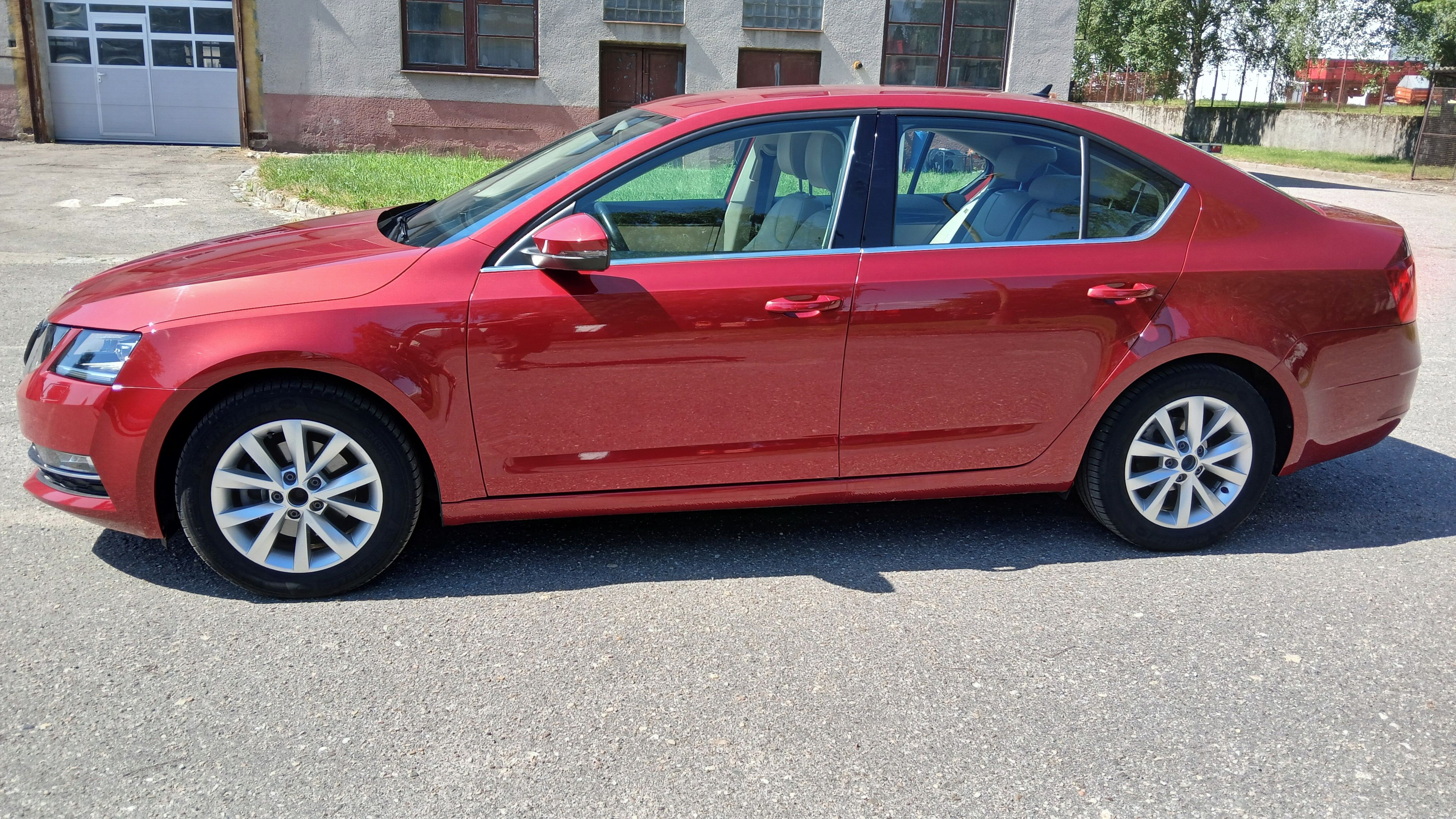 Škoda Octavia, TSi DSG STYLE - fotka 2
