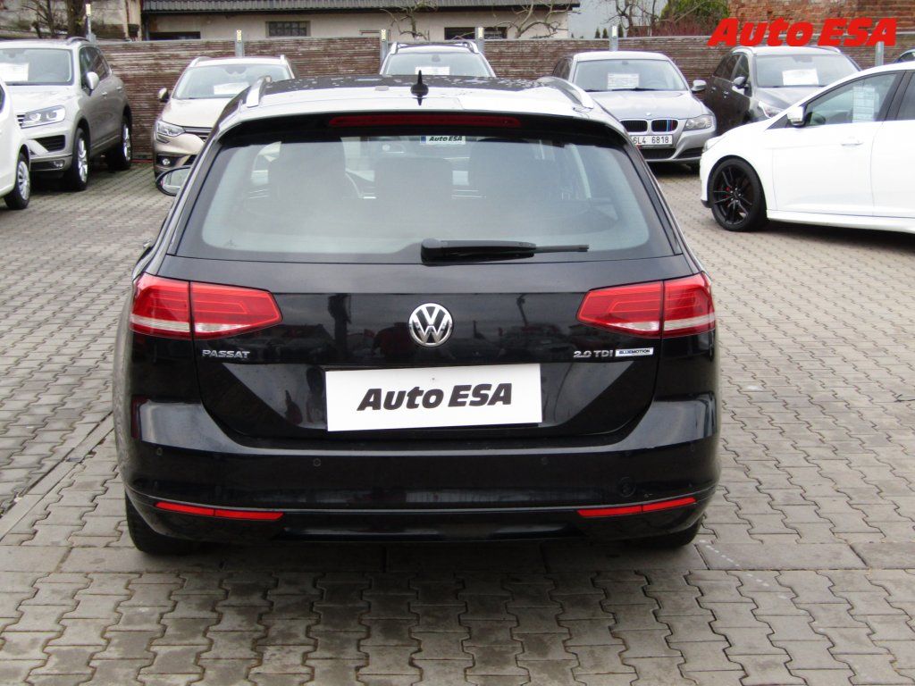 Volkswagen Passat, 2.0 TDi,DSG,navi,STK12/27 - fotka 5