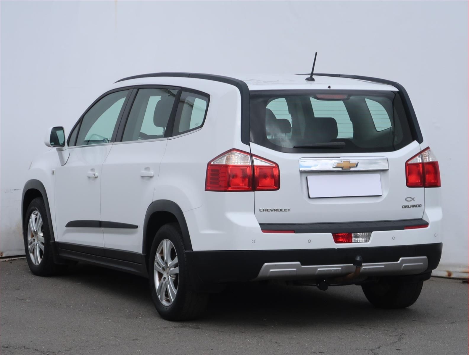 Chevrolet Orlando, 2.0 VCDi, Automat, 7 míst - fotka 4
