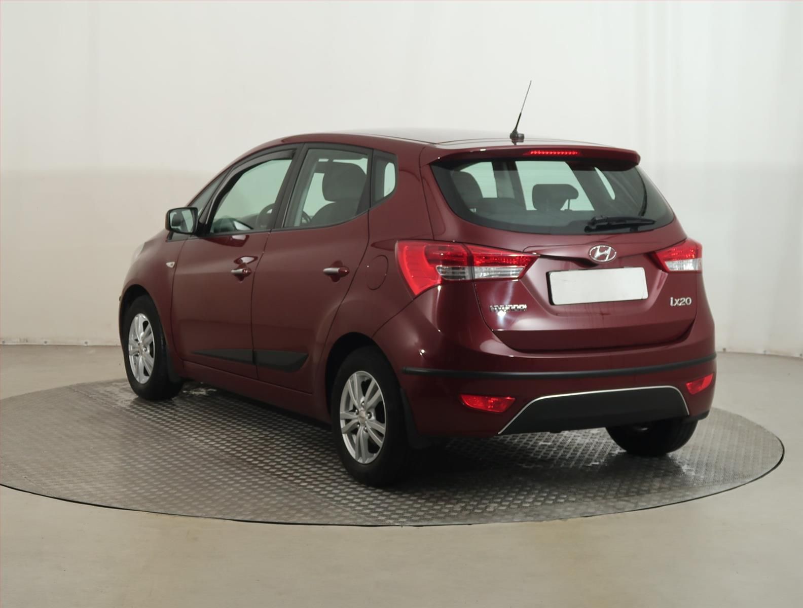Hyundai ix20, 1.4 CVVT - fotka 4